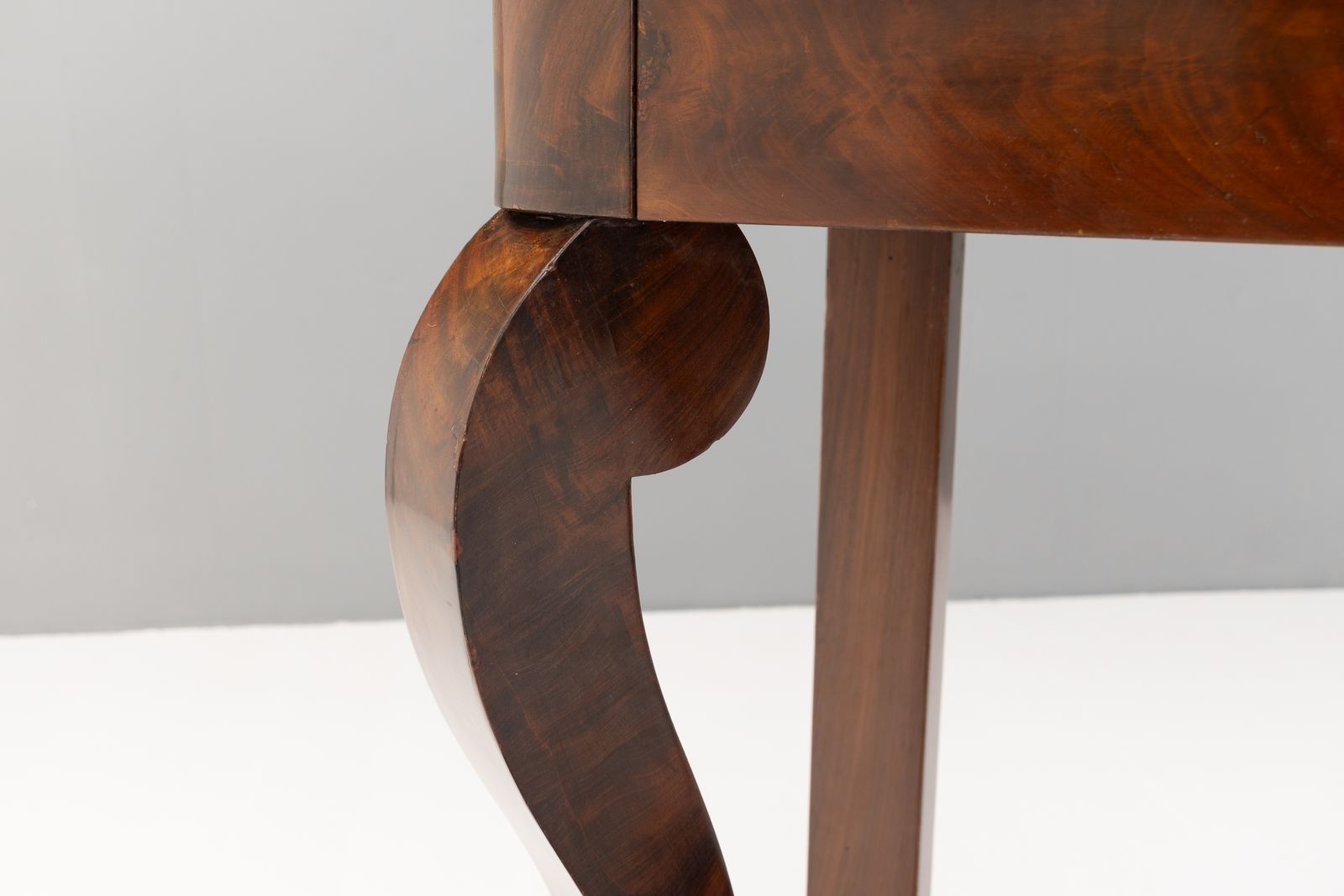 photo furniture Marble Top Mahogany Console, 1800s