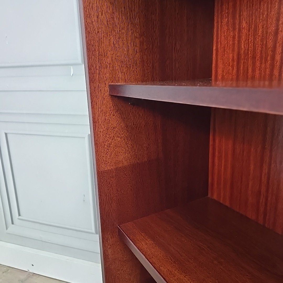 photo vintage Antique Reproduction Bookcase Mahogany Open Shelves Low Cabinet Vintage Wooden