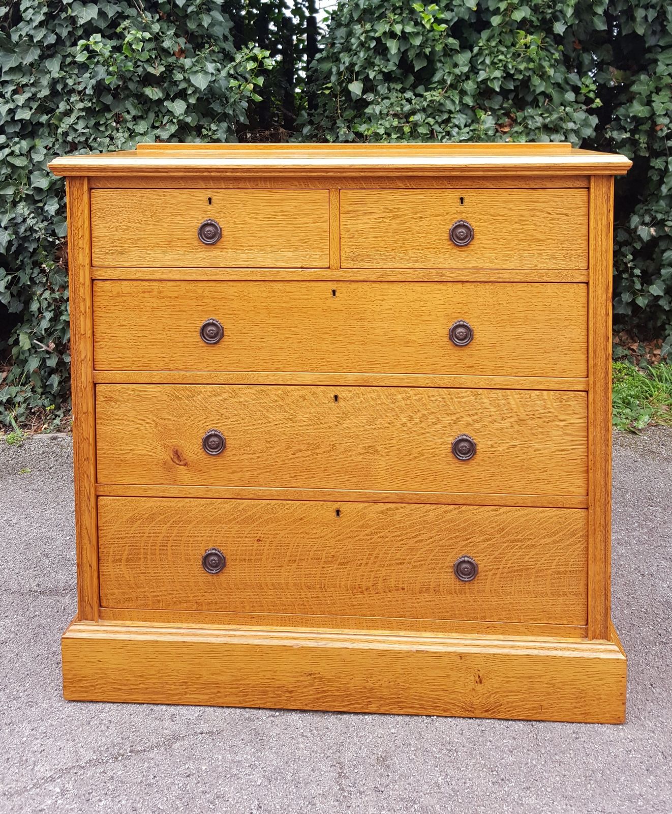Superb Antique Large Golden Oak Chest Of Five Drawers