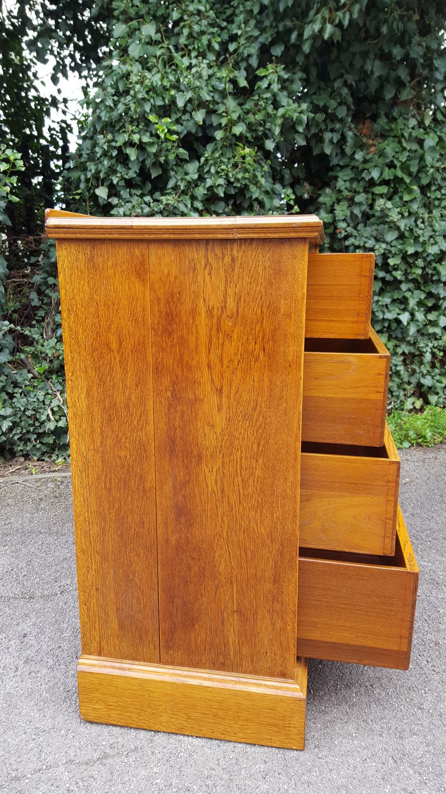 photo buy Superb Antique Large Golden Oak Chest Of Five Drawers