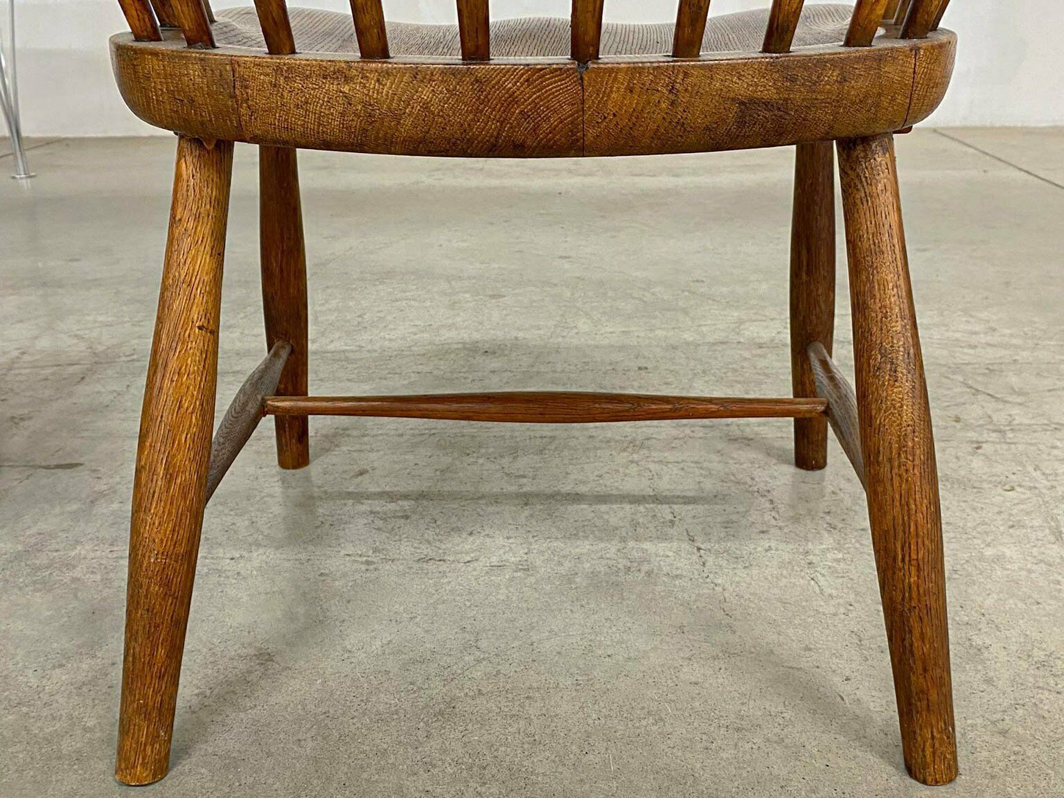 photo for sale Model Ch 18a Windsor Dining Chairs By Frits Henningsen For Carl Hansen & Son, 1940s, Set Of 2