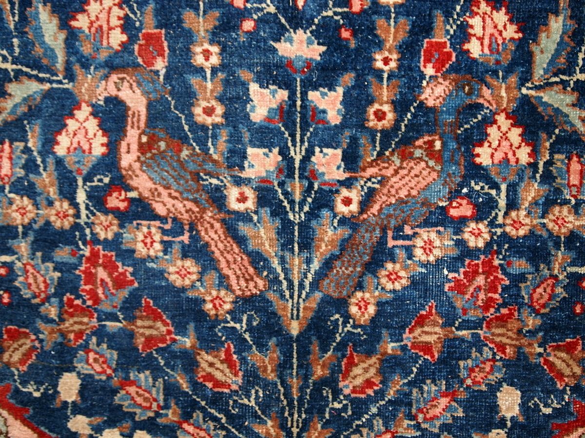 Handgemaakt antiek wollen tapijt met bloemenmedaillon en vogels — 190 × 292 cm — jaren 1920 photo 3300.0