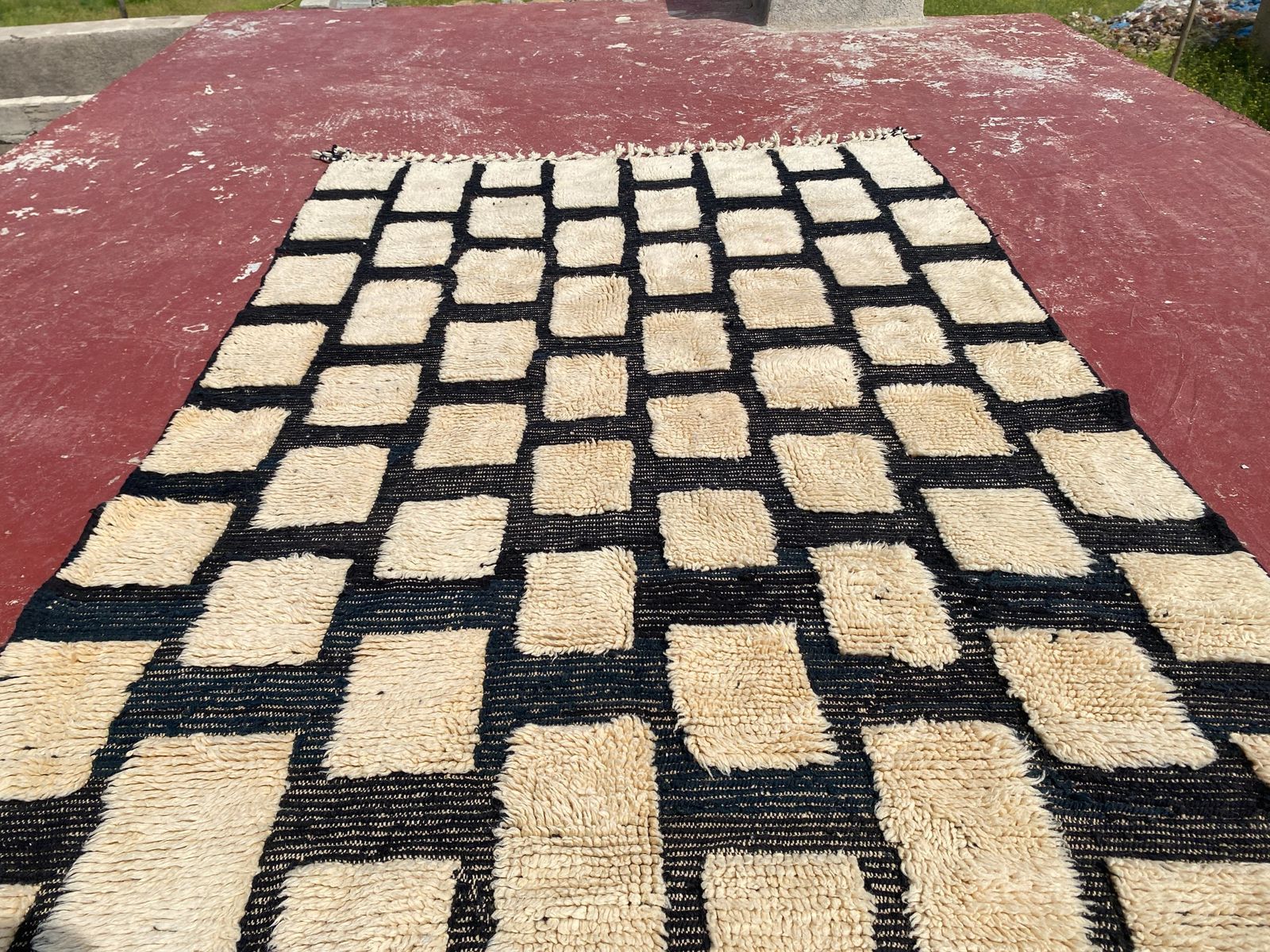 Beni Ourain Moroccan Rug – 230 X 160 Cm | Handwoven Wool | Black & Cream Geometric Grid Berber Carpet photo 420.0