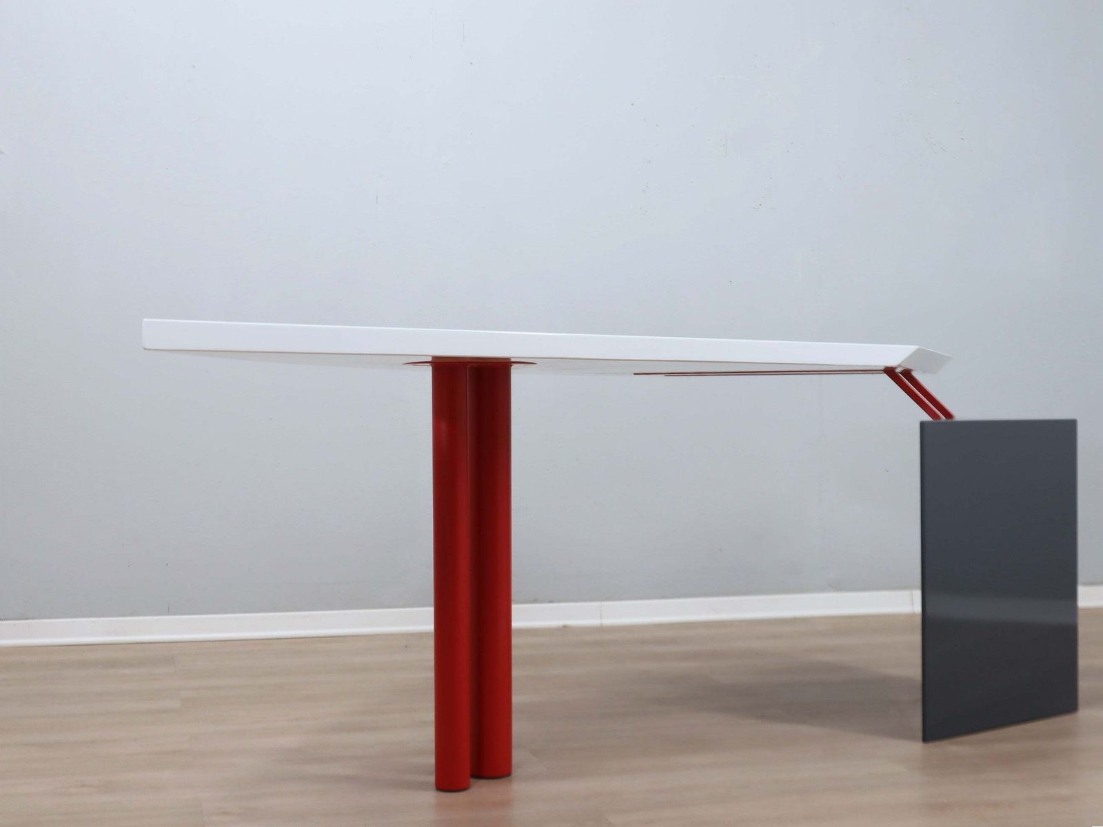 Bureau Saporiti Design Franco Corradini Post-Modern, années 1980 photo 3826.0