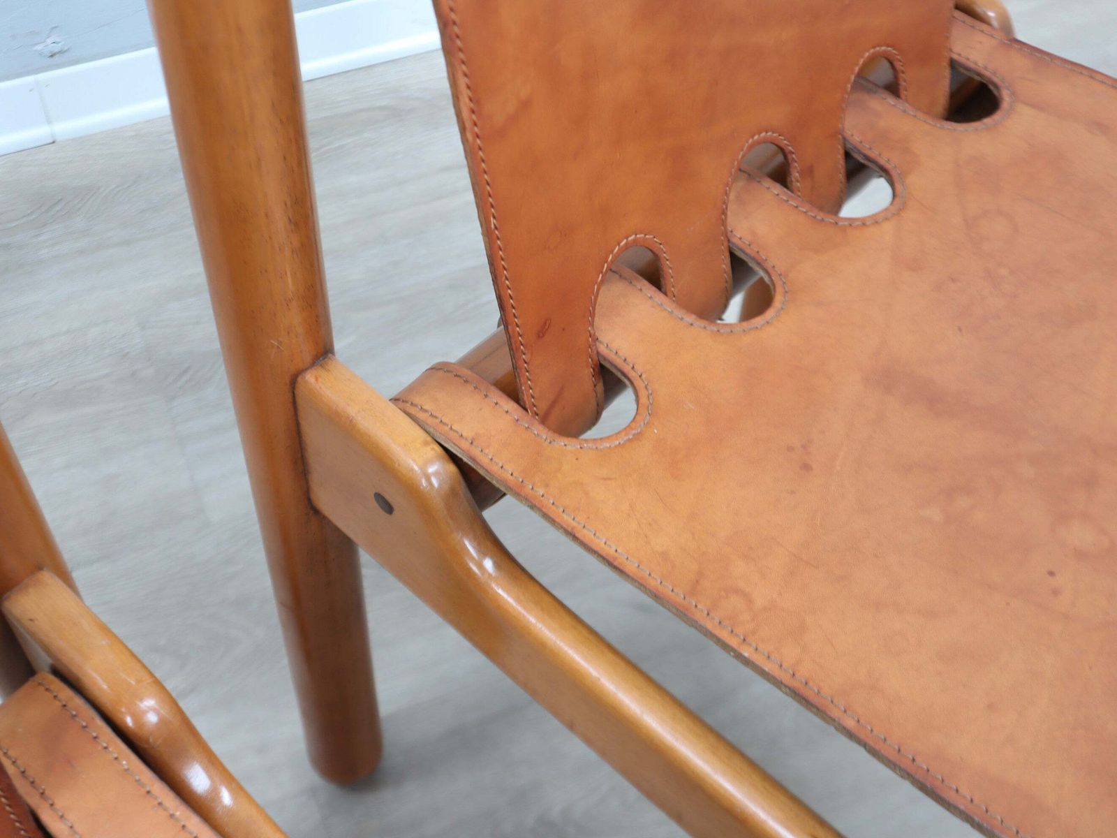 photo furniture Set Of 4 Ilmari Tapiovaara For La Permanente Walnut And Leather Chairs 1960s