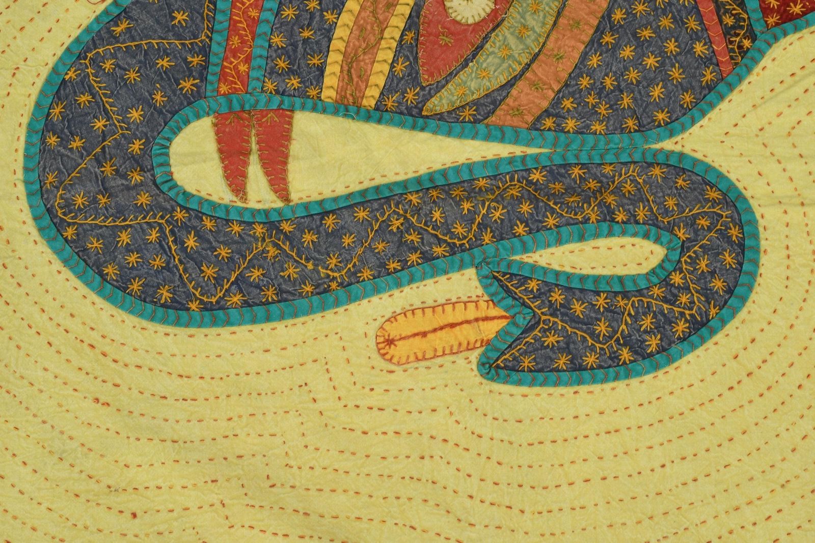 Vintage Elephant Print Cotton Bedcover – Handmade Yellow Indian Bed Sheet, Boho Animal Tapestry photo Textiles