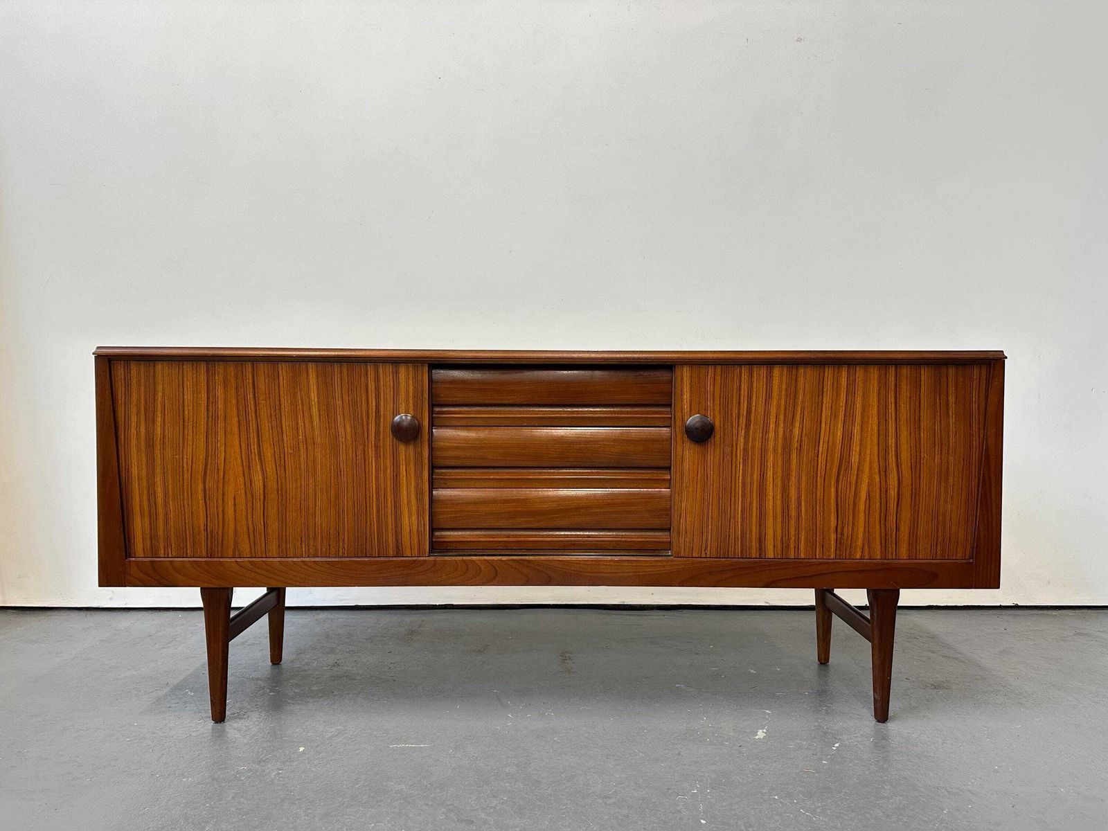 photo furniture Vintage 1970s Elliots Of Newbury Rosewood / Teak Sideboard. Eon Danish Retro G Plan Mid Century