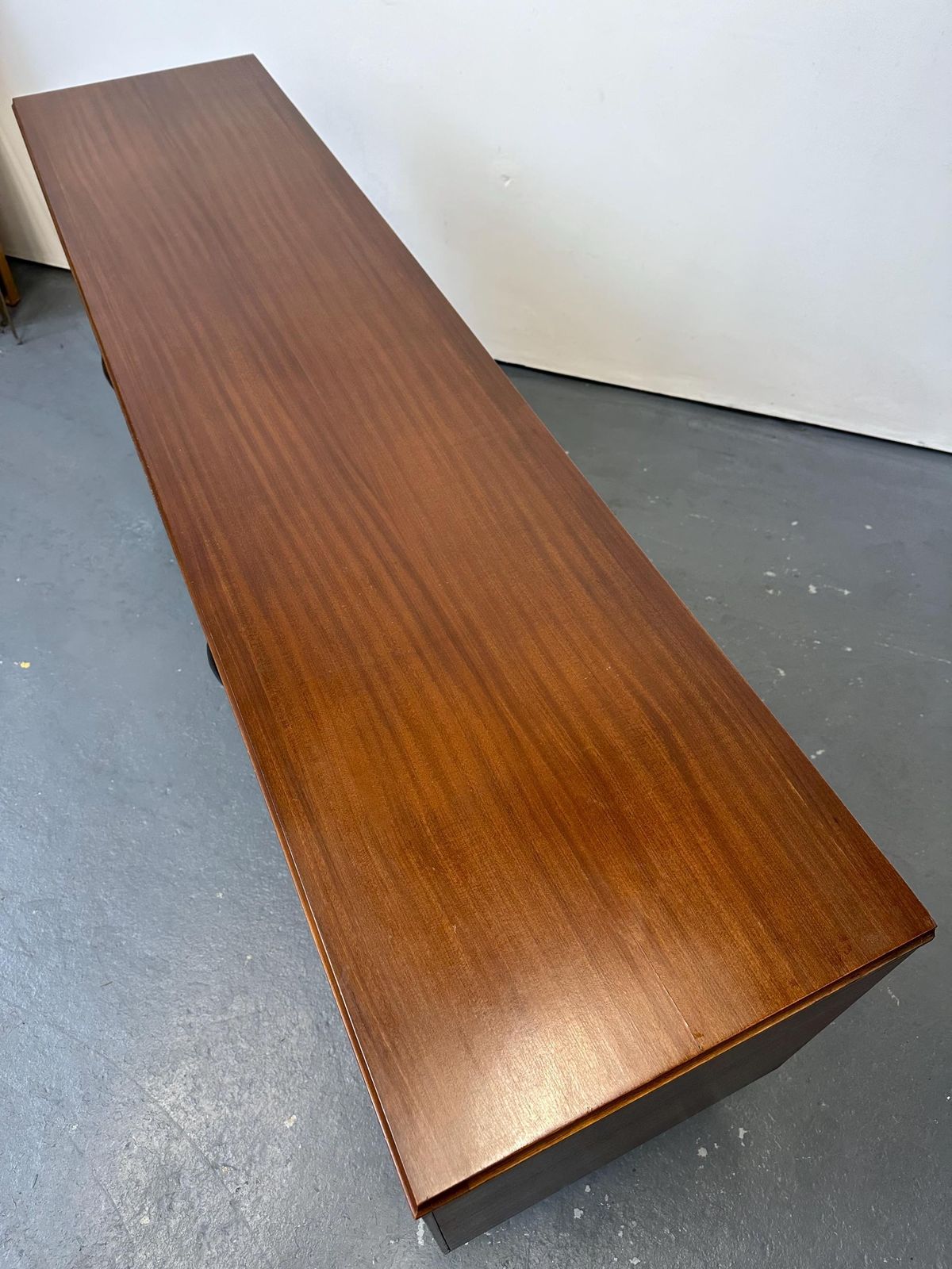 795.0 Vintage 1970s Elliots Of Newbury Rosewood / Teak Sideboard. Eon Danish Retro G Plan Mid Century photo