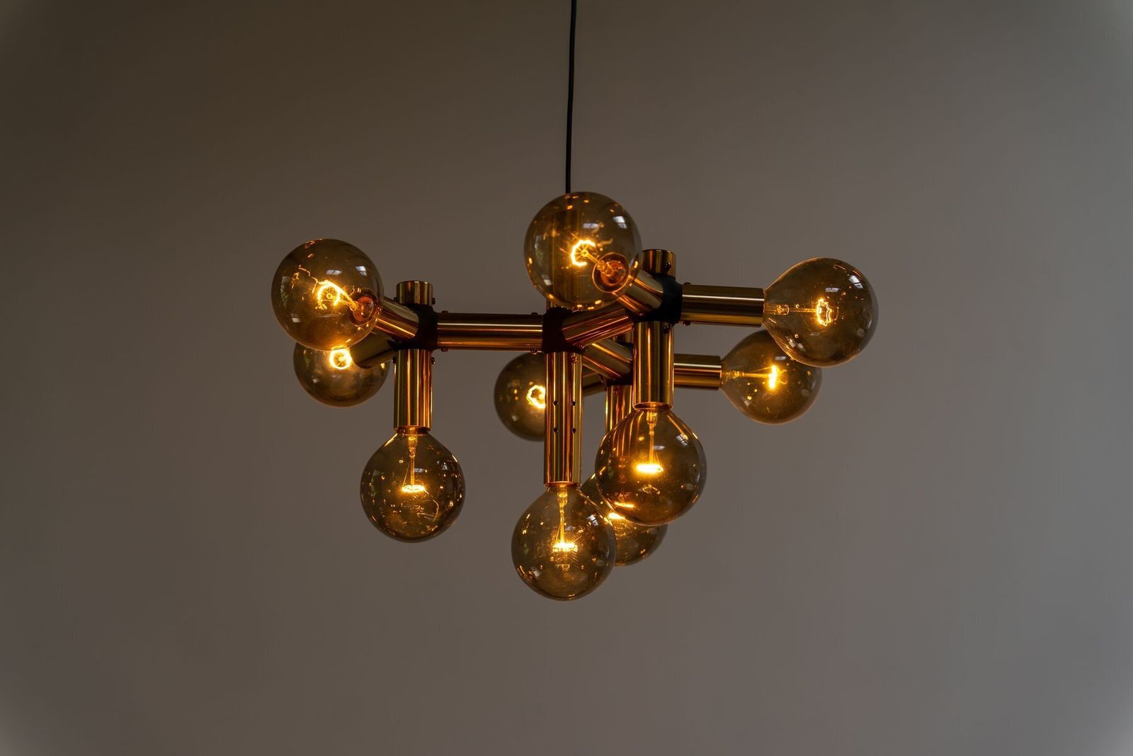Atomic Chandelier By Trix & Robert Haussmann For Swiss Lamp International, 1960s photo vinterior