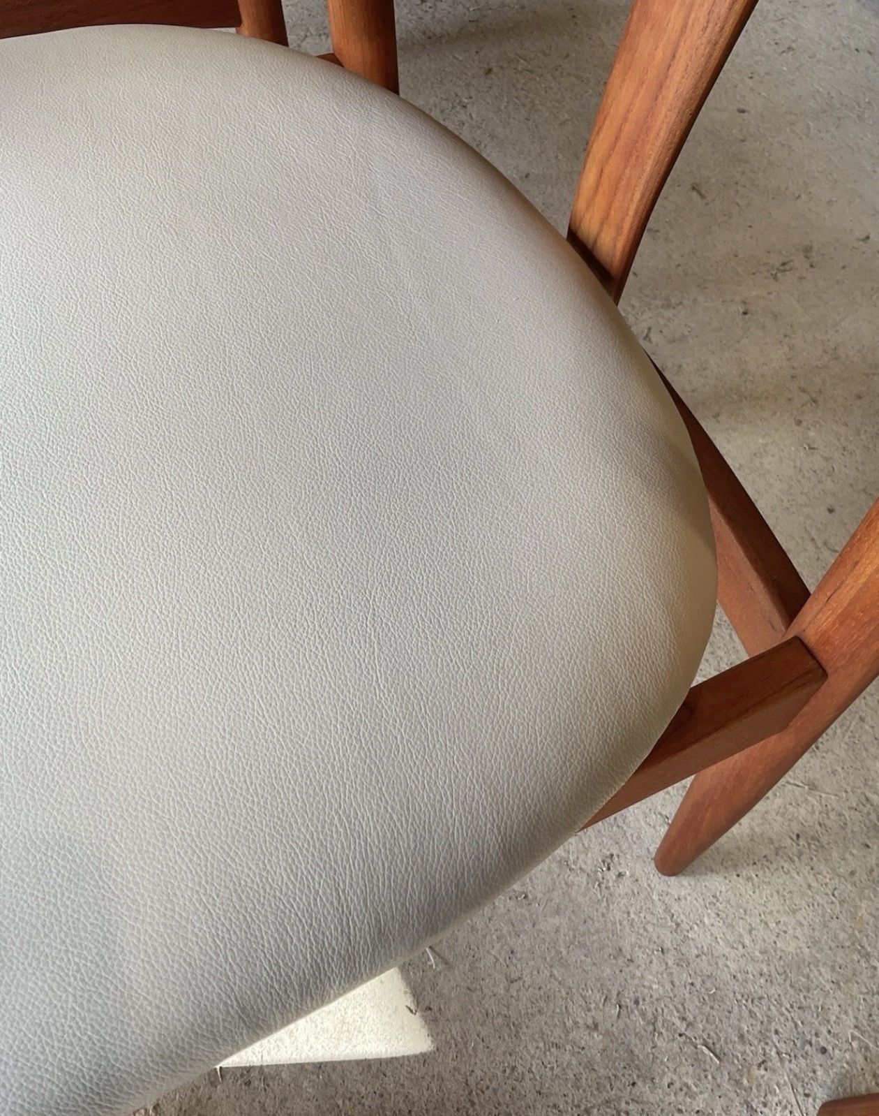 Danish Dining Chairs 'Juliane' By Johannes Andersen For Uldum Møbelfabrik photo buy