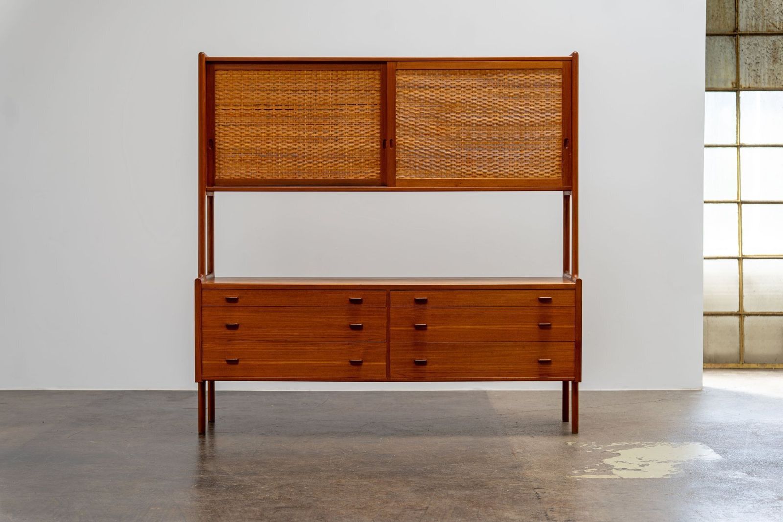 Ry 20 Highboard In Teak By Hans J. Wegner For Ry Møbler, Denmark, 1960s
