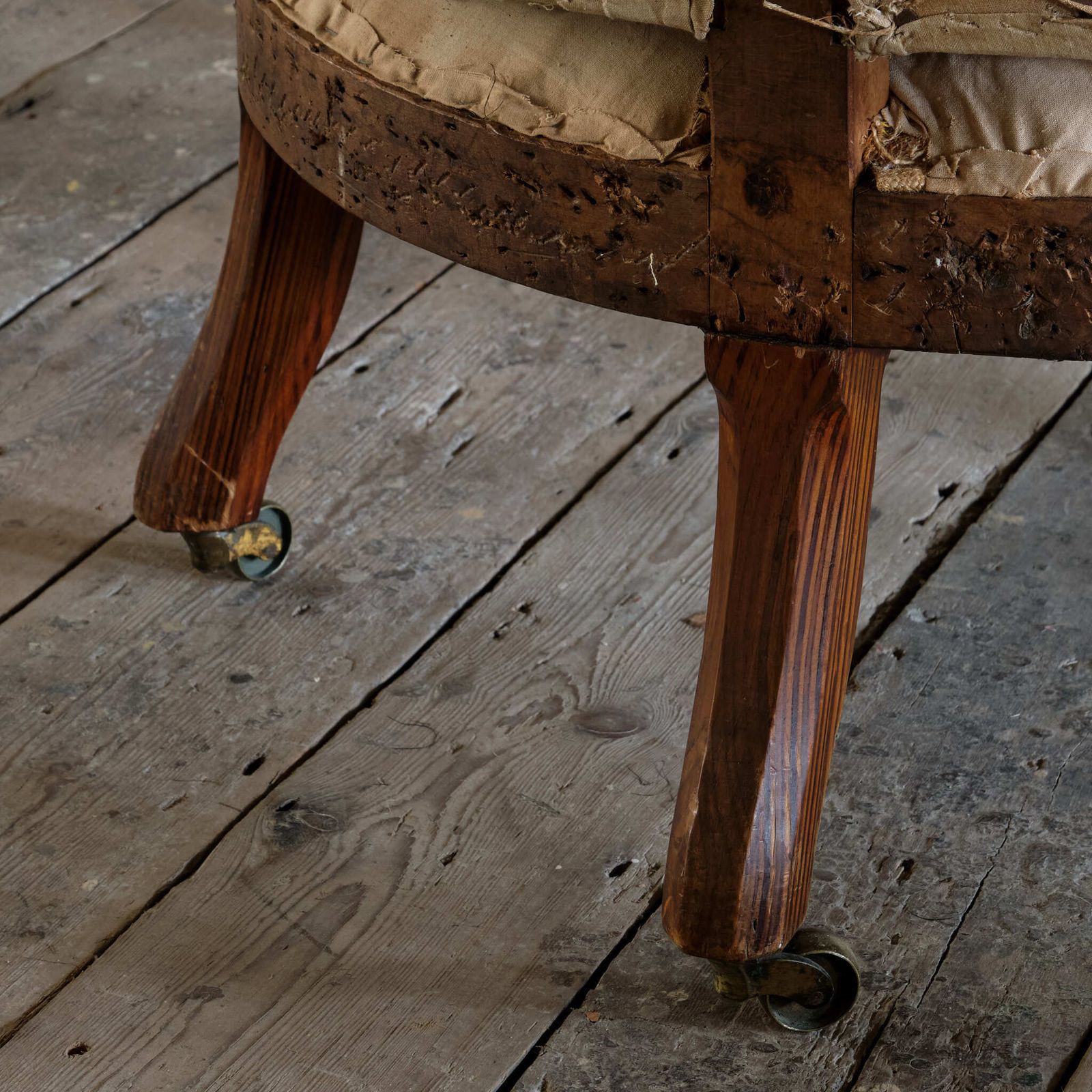 2200.0 Mid 19th Century Armchair Attributed To Gillows photo