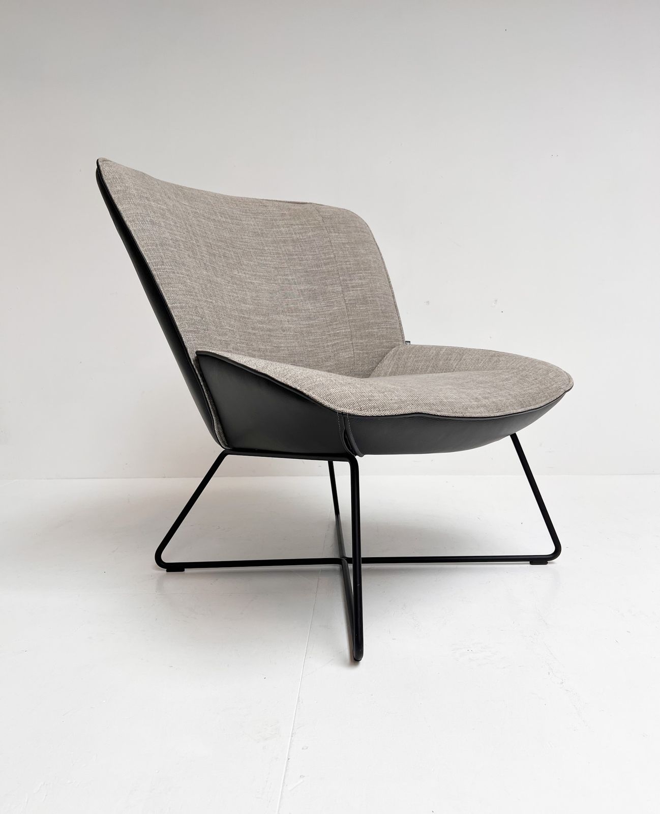 photo vinterior Rolf Benz Leather 383 Chair By Joachim Nees, After 2000