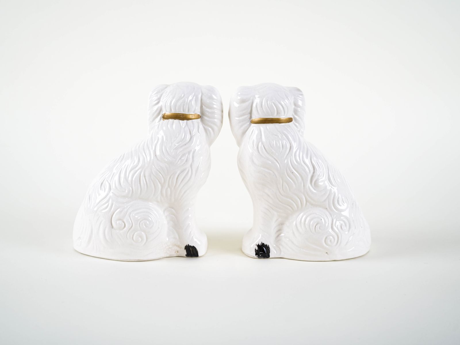 Ceramic Dog Figurines, English Style, 1970s, Made In England photo vintage