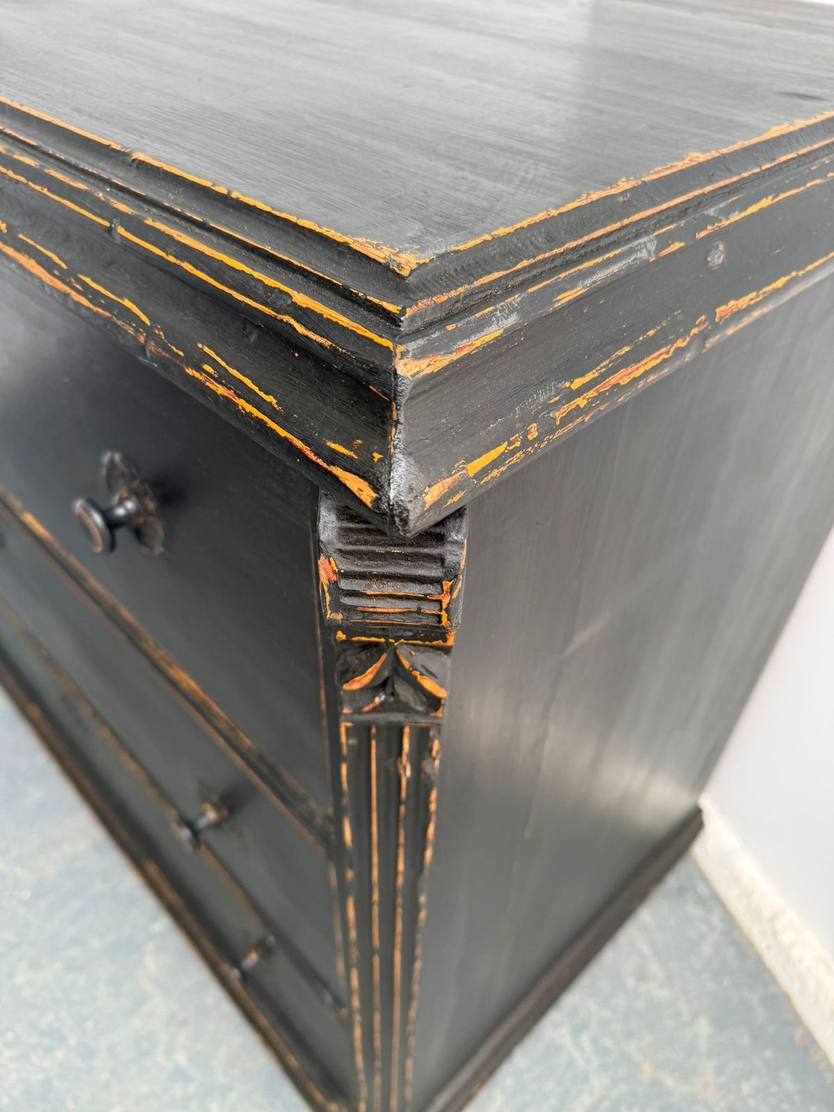 A Rare Original Hungarian Georgian Pine Black 3 Drawer Chest Of Drawers photo vinterior