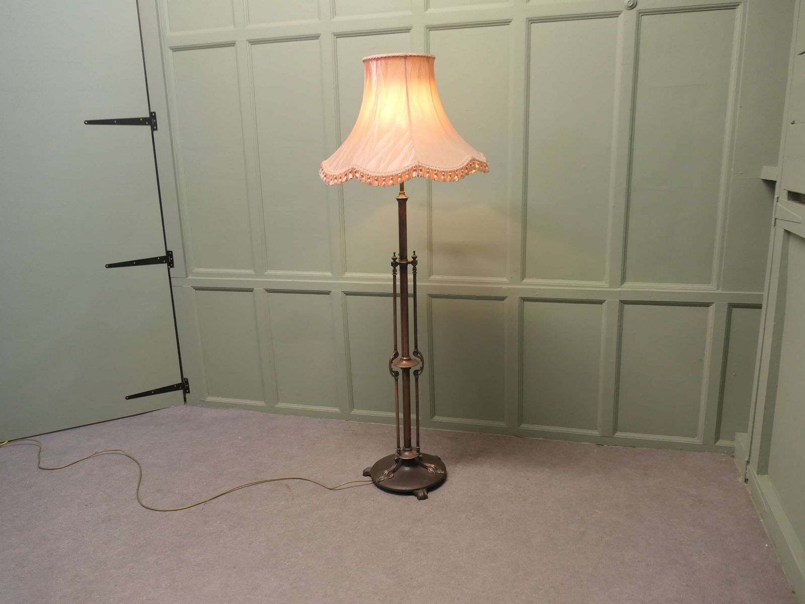 Arts And Crafts Iron And Brass Telescopic Floor Lamp This Is A Stunning Piece