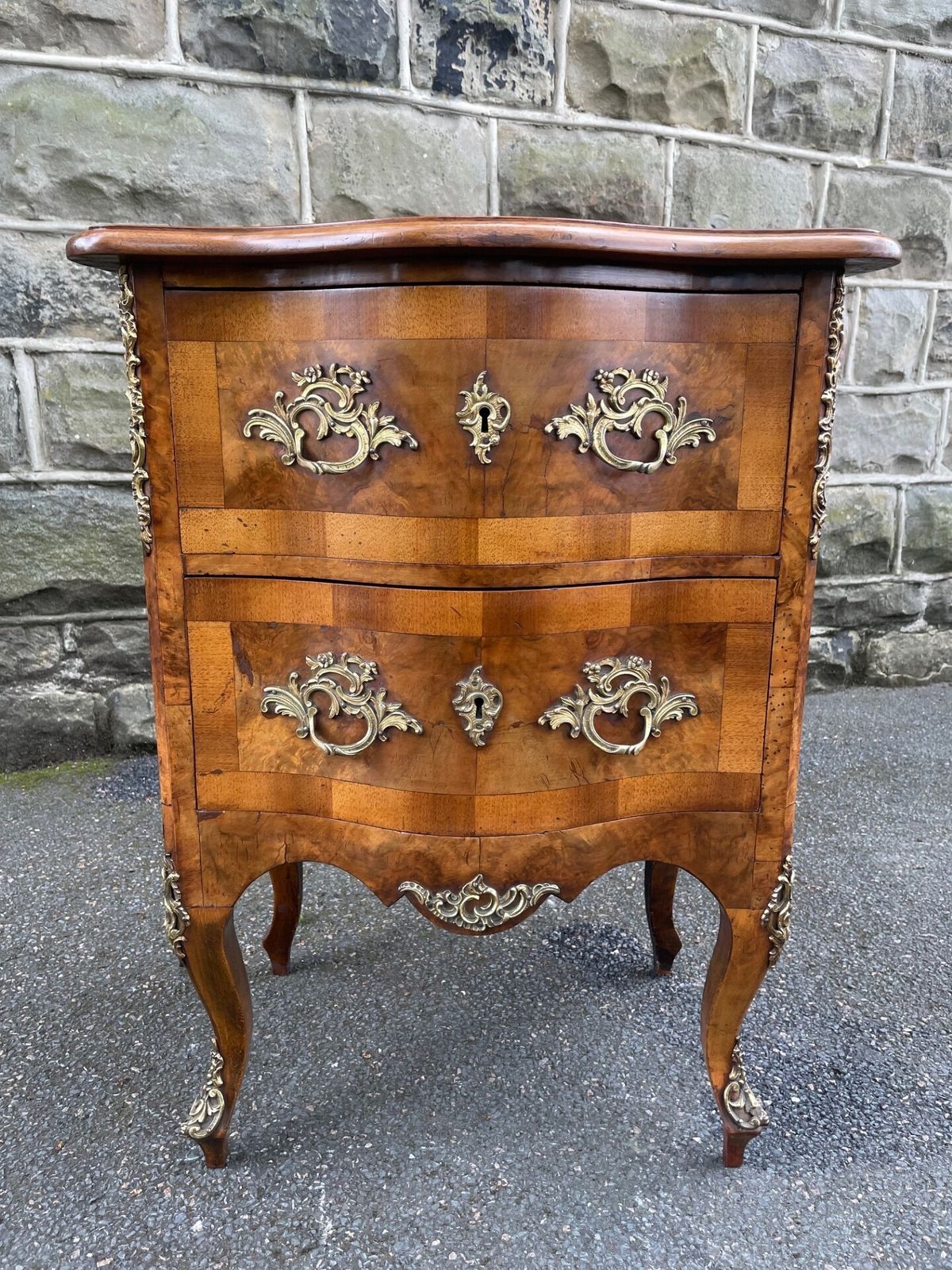 485.0 Antique Serpentine Burr Walnut Chest Of Drawers photo