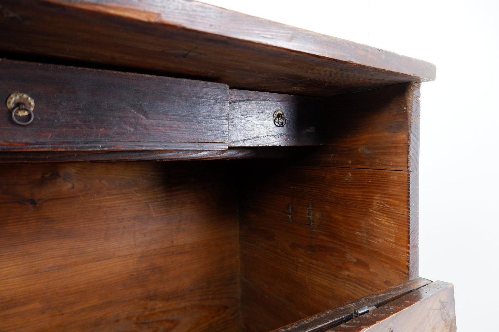 photo vinterior Asian Wooden Chest With Decorative Fittings   18thc