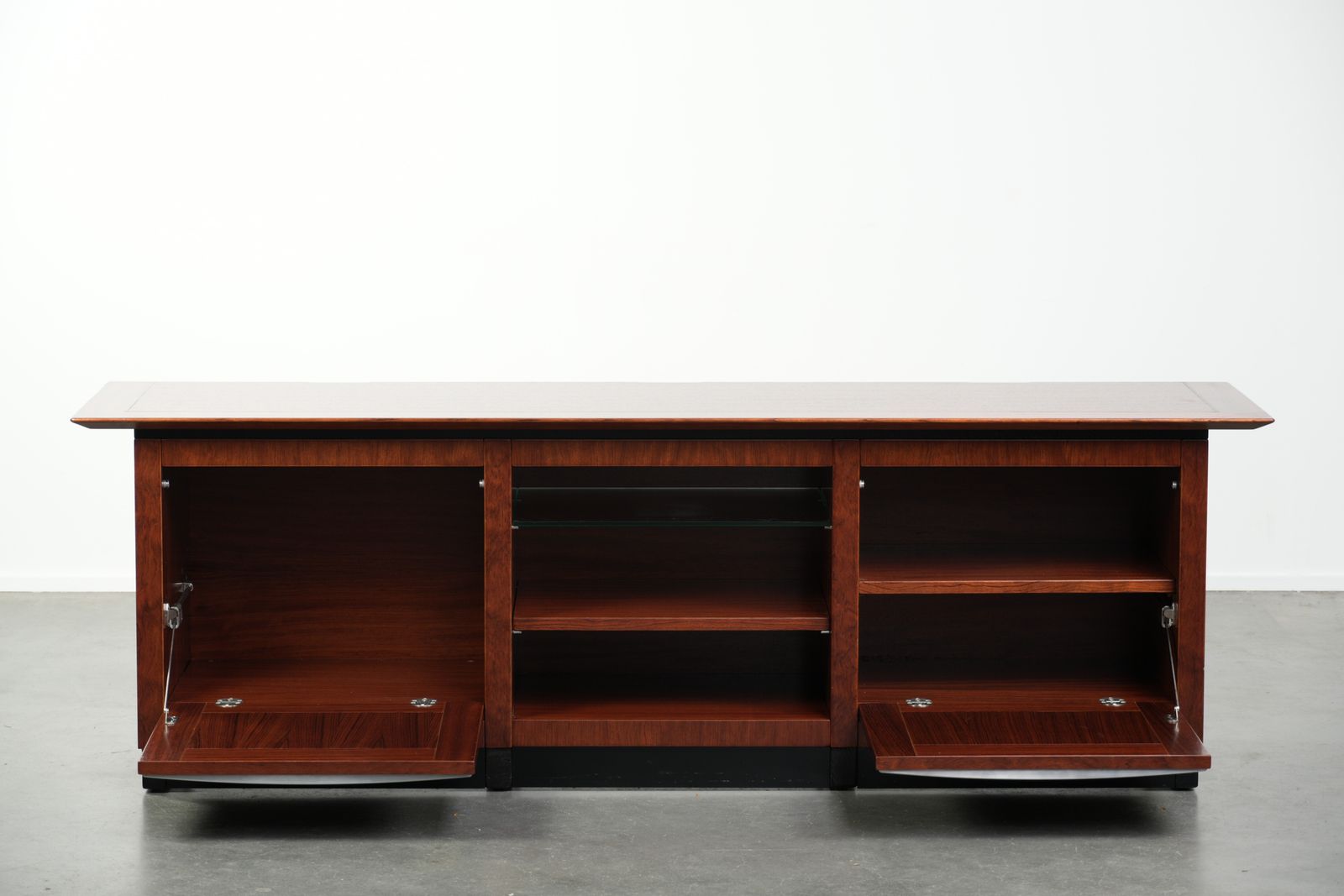 Art Deco Dressoir / Tv Meubel Van Schuitema – Decoforma Serie – Goede Staat photo furniture