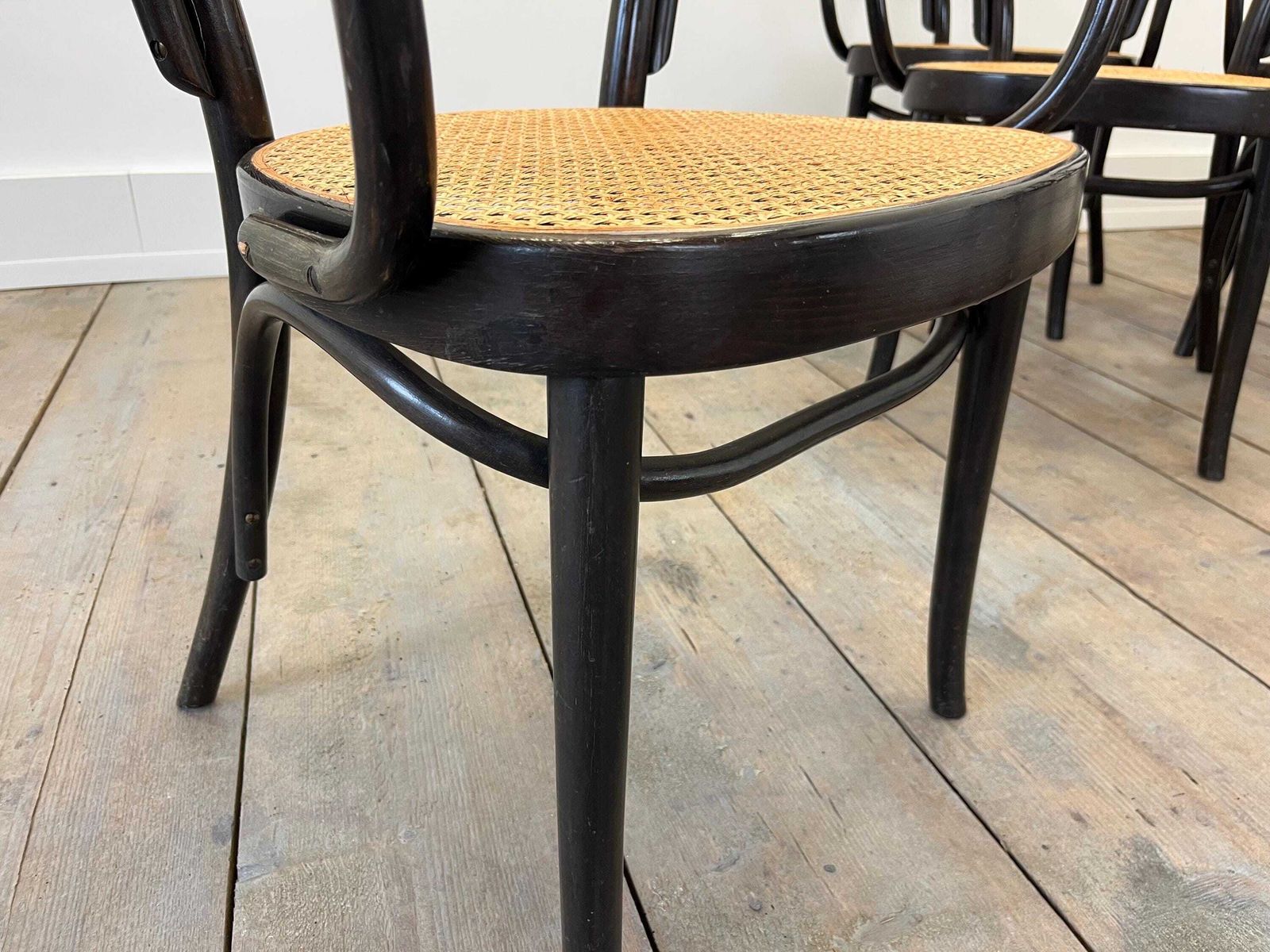 Set Of 6 Thonet Bentwood Chairs With Cane Seats – Classic Vienna Café Style Vintage Seating photo 1354.0