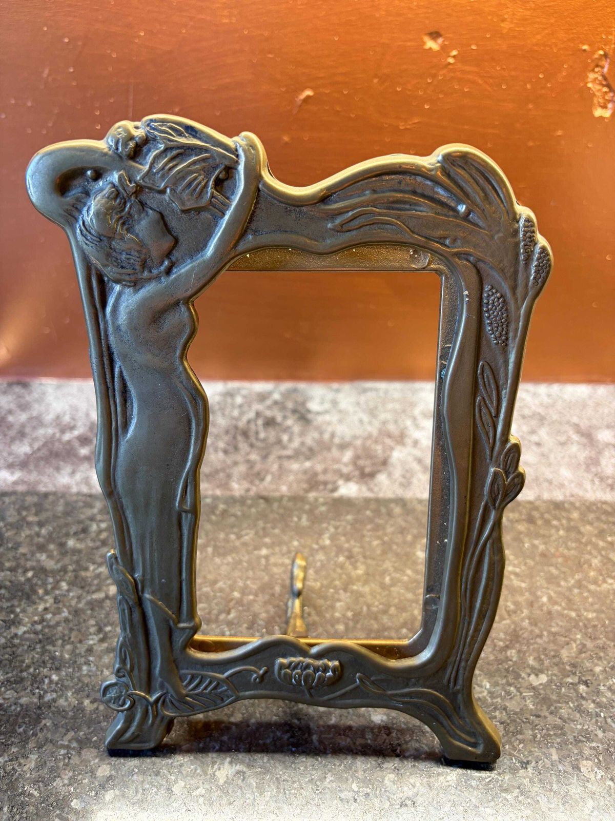 photo vinterior Antique Art Nouveau Brass Lady Picture Frame