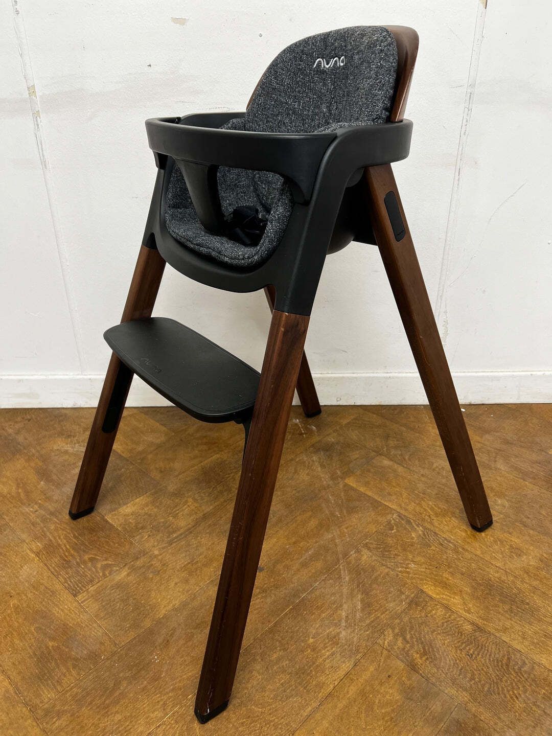 Nuna Bryn Wooden Children's High Chair photo Furniture