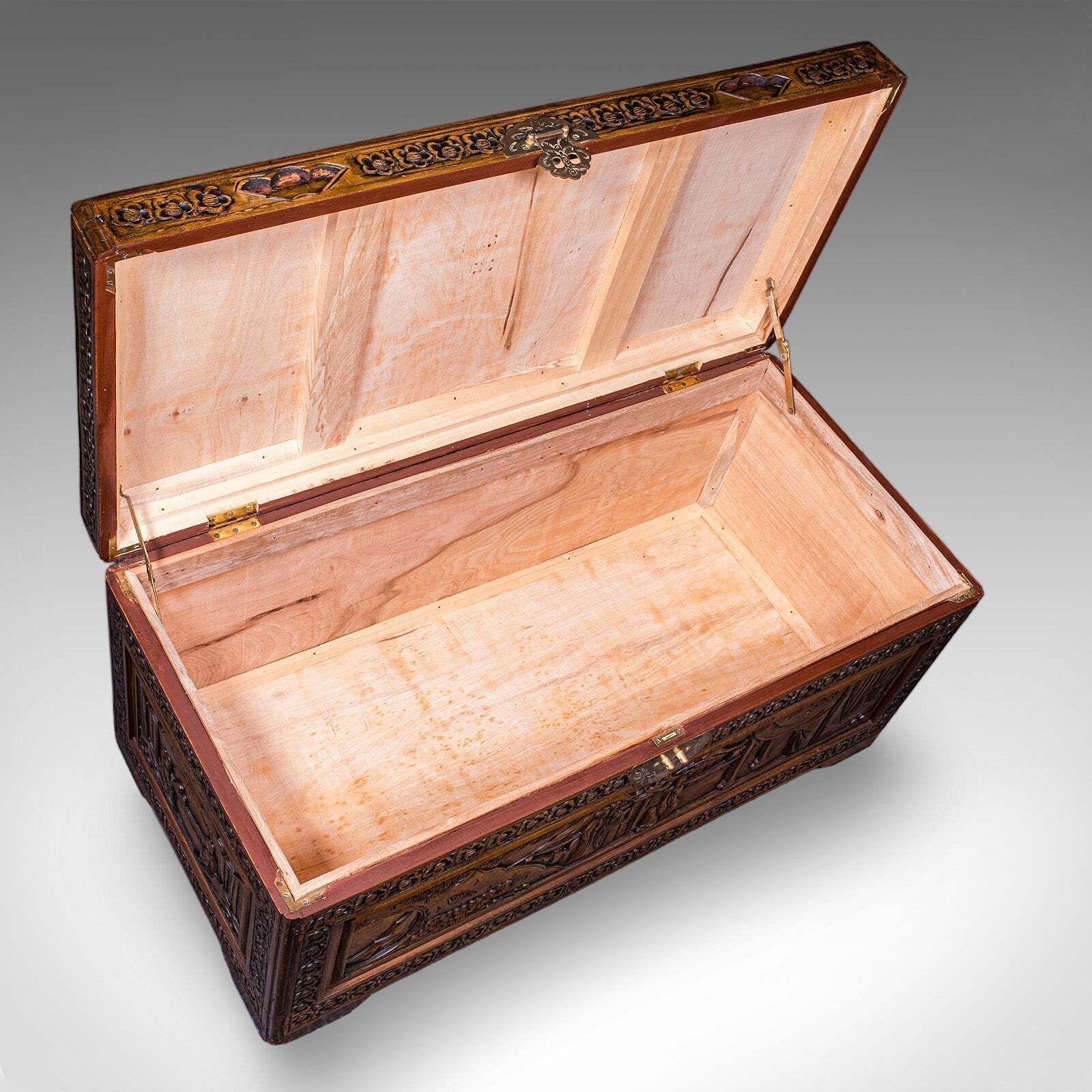 Vintage Art Deco Blanket Chest, Oriental, Camphorwood Linen Trunk, Home Storage photo vintage
