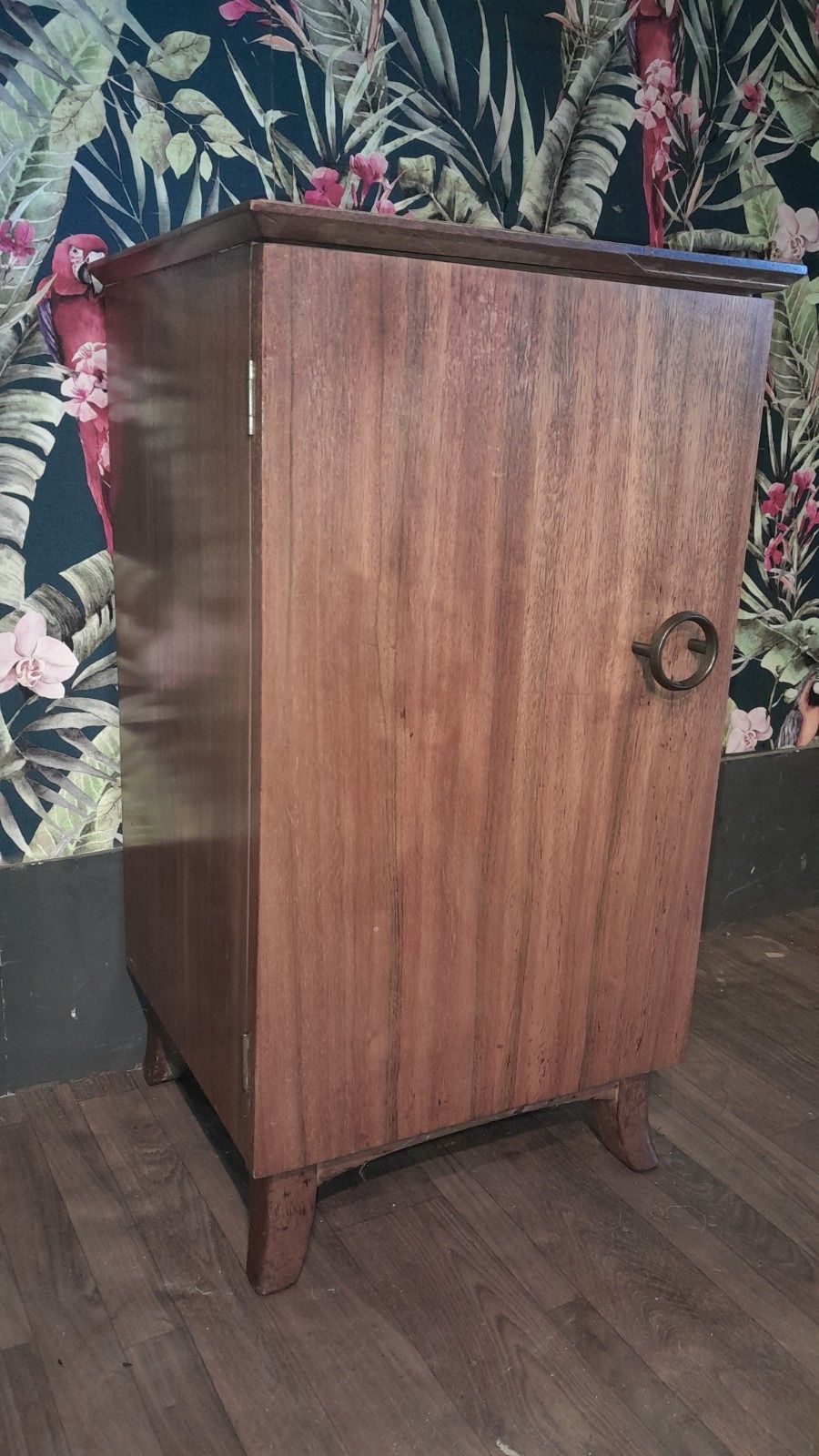 Stylish Mid Century 1 Door Bedside Cabinet With Original Handle. photo for sale