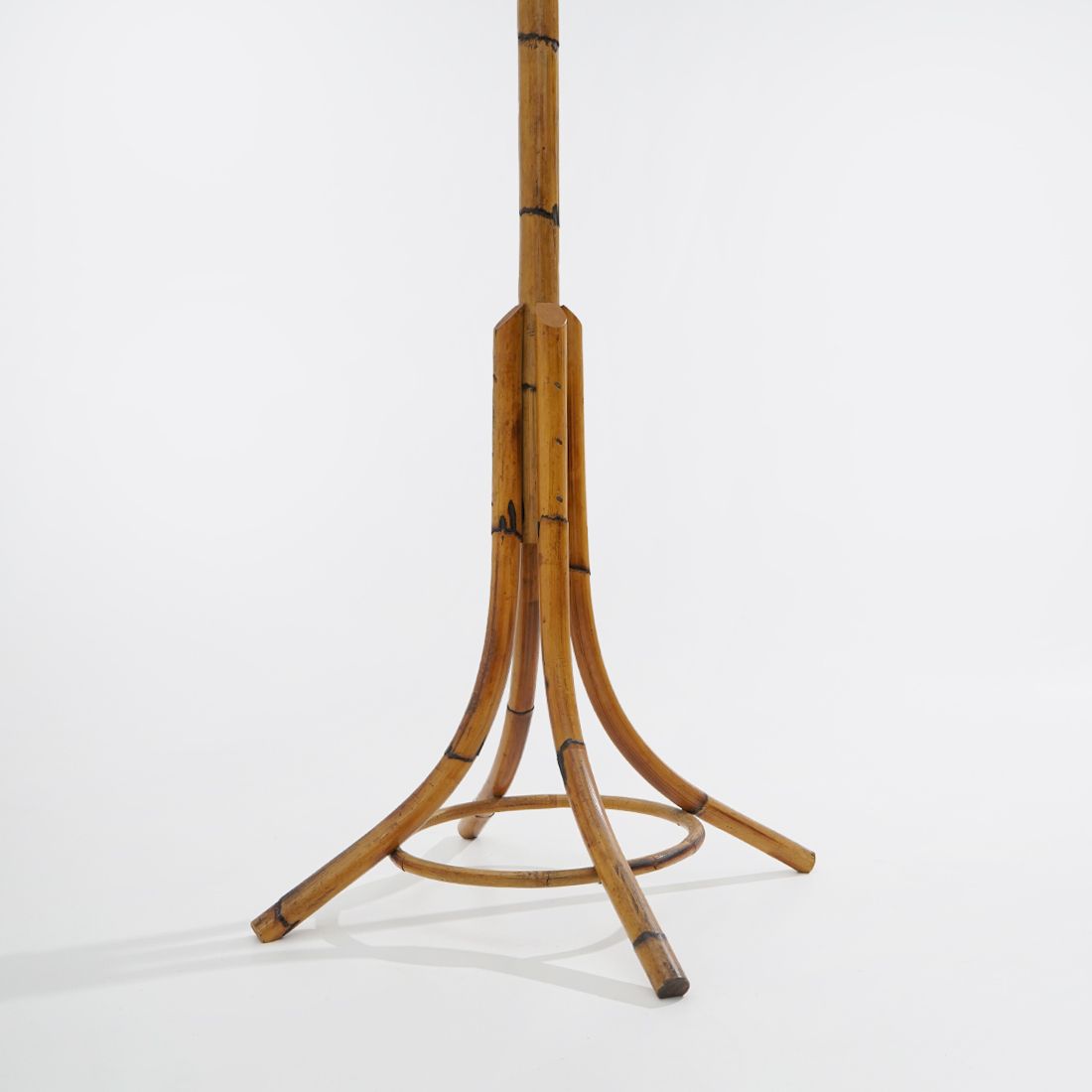 Floor Coat Stand In Rattan And Woven Wicker, 1960s. photo vintage