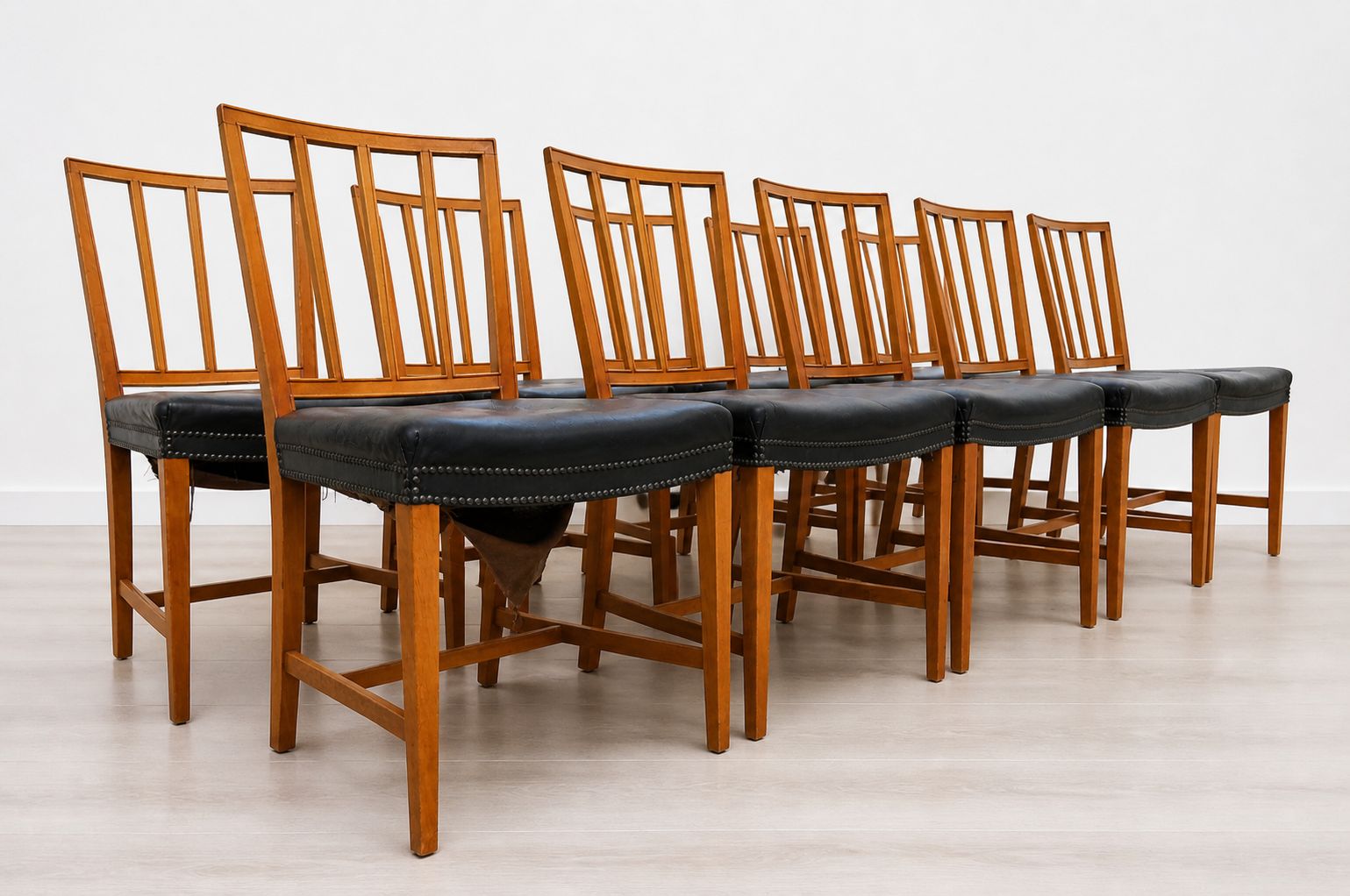 10 X Frank Josef Chairs Model 620 Svenskt Tenn Walnut Swedish