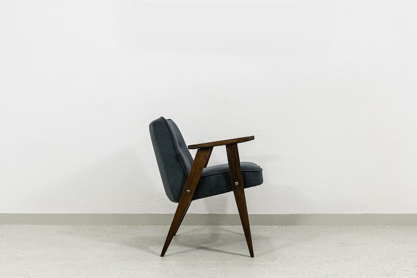 Mid Century Armchair "366" Designed By Józef Chierowski, Poland, 1960's photo furniture