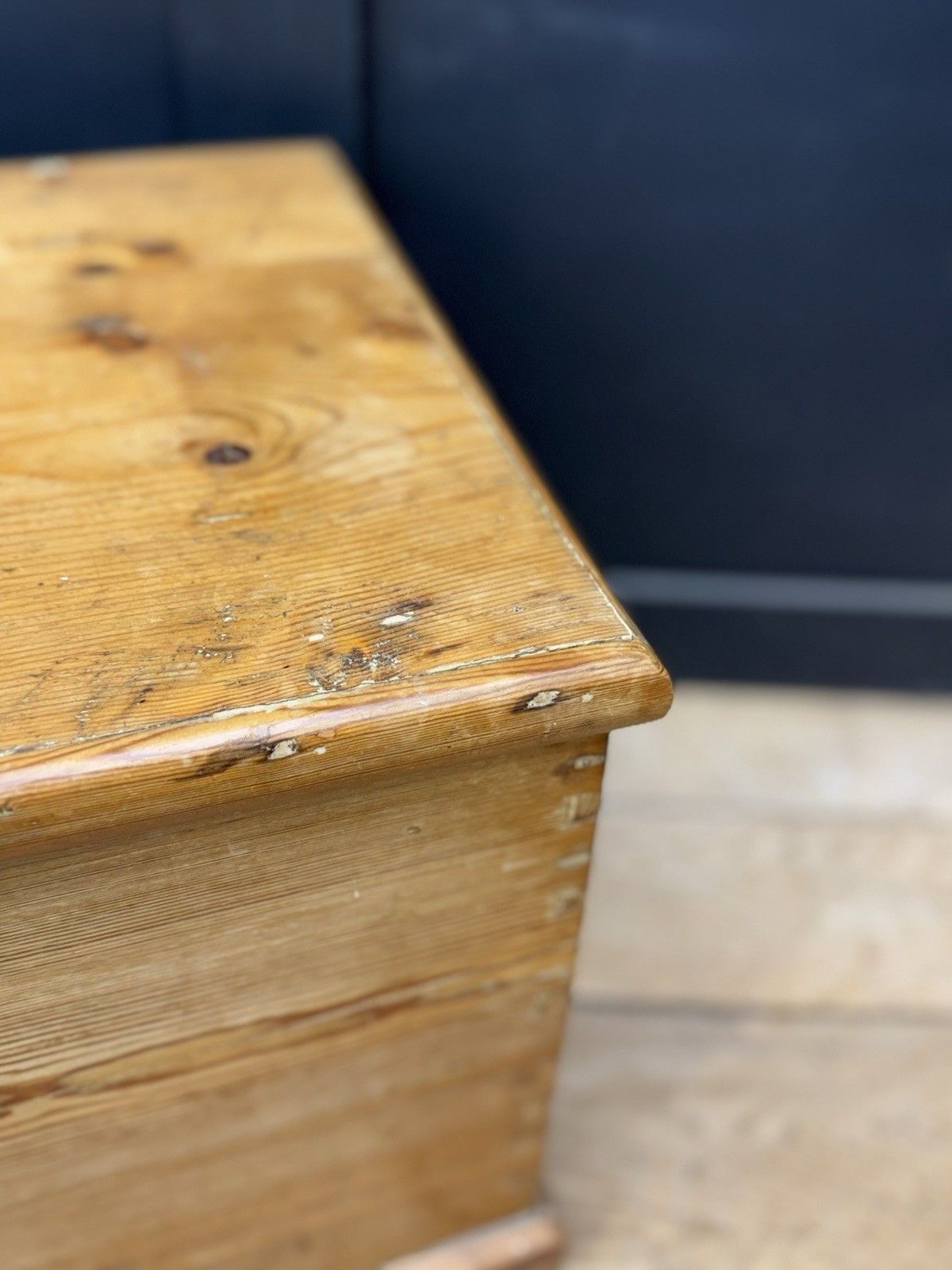 Antique Old Pine Storage Chest Blanket Box Coffee Table Trunk Bedroom Storage photo Furniture