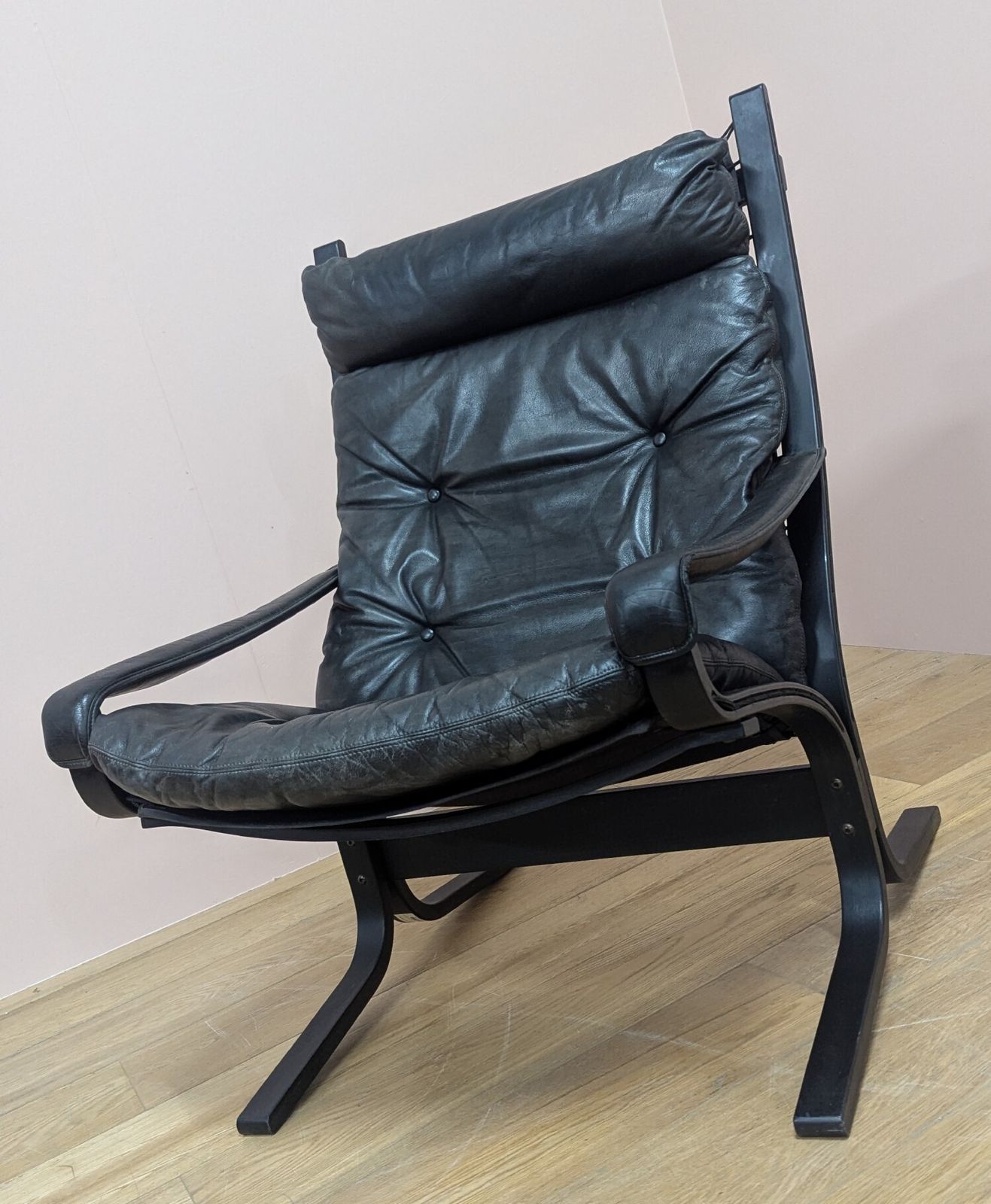 Furniture Midcentury 1970s Tall Leather ‘Siesta’ Chair By Westnofa photo