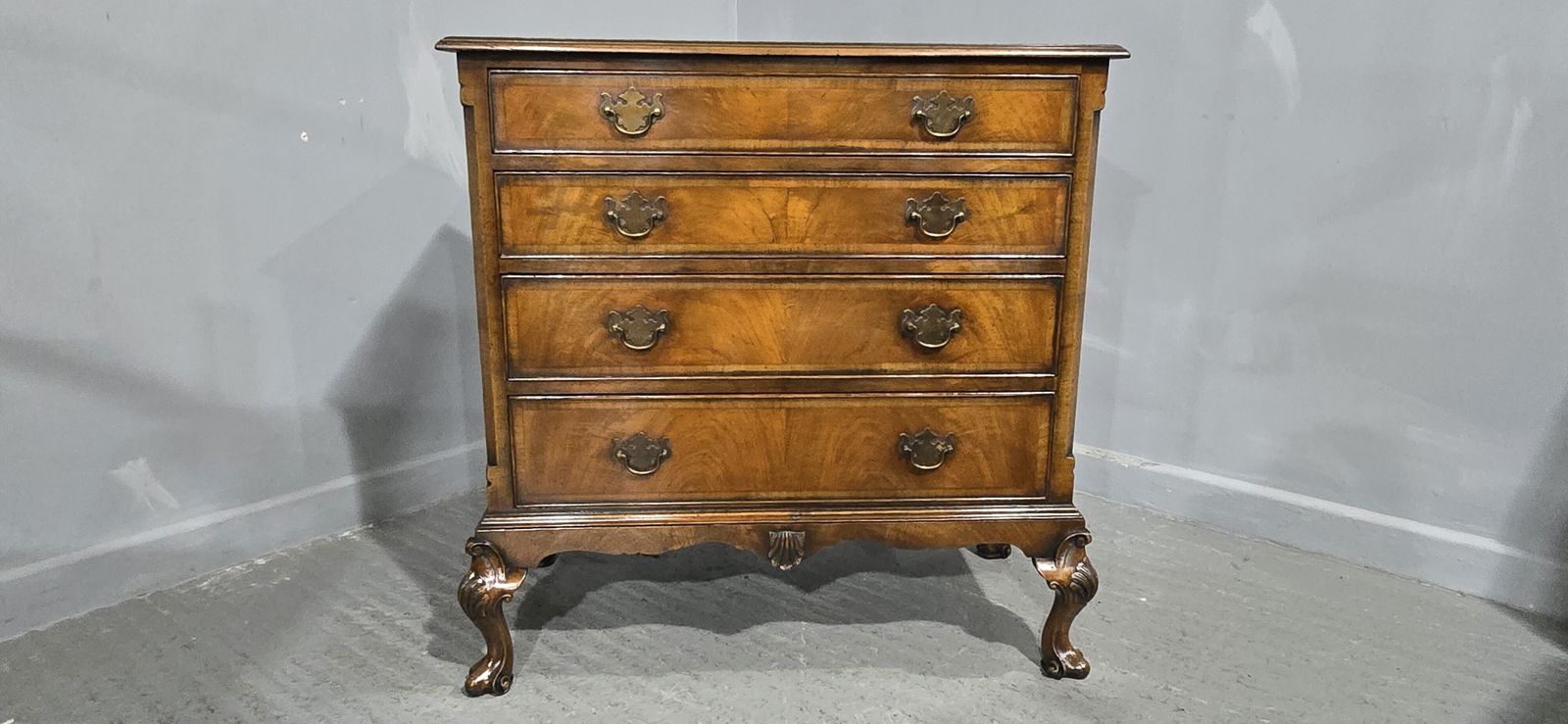Superb Queen Anne Walnut Chest Of Drawers photo furniture