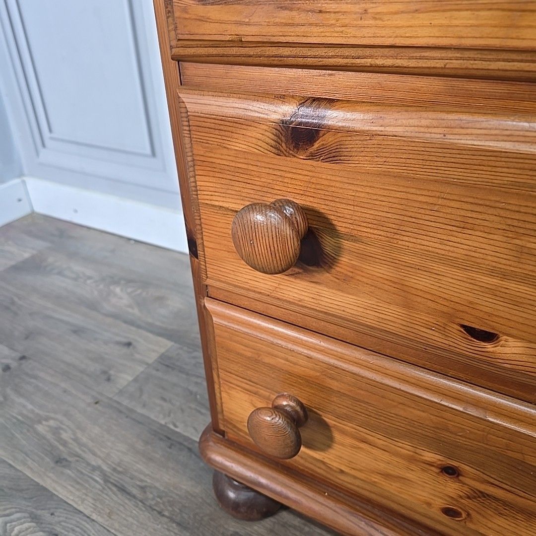 photo vinterior Vintage Chest Of Drawers Ducal Victoria Pine 4 Drawer Retro Solid Wood Commode