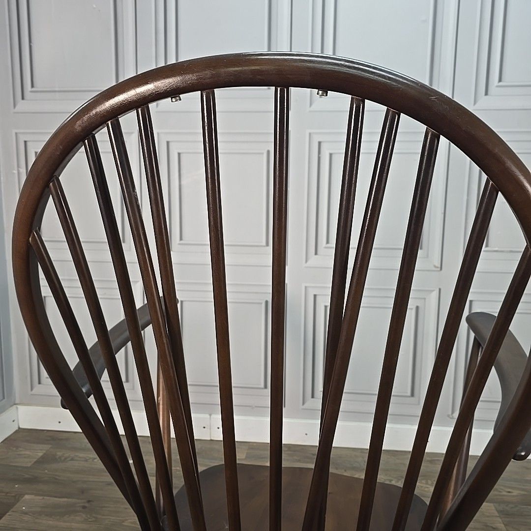 photo vintage Vintage Ercol Rocking Chair Mid Century Dark Windsor Wood Rocker Retro Armchair