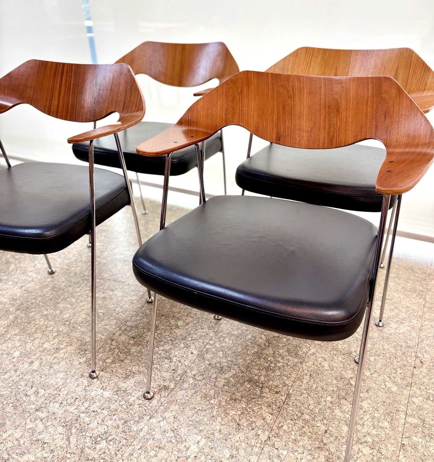 Mid Century Robin Day For Habitat 675 Chairs X 4 Vintage Retro photo Furniture