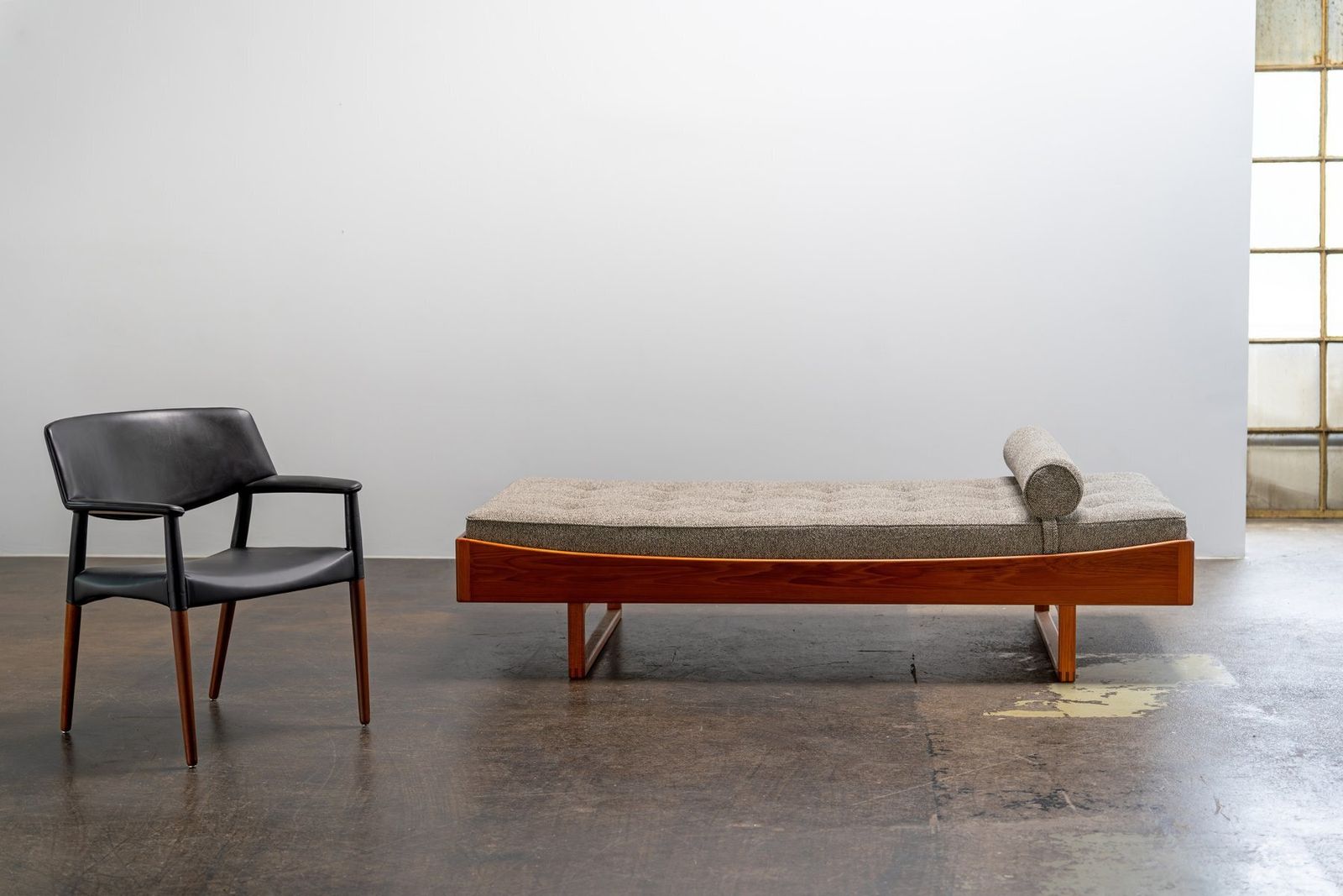 Leather Armchair By Ejnar Larsen And Aksel Bender Madsen For Willy Beck, 1949 photo for sale