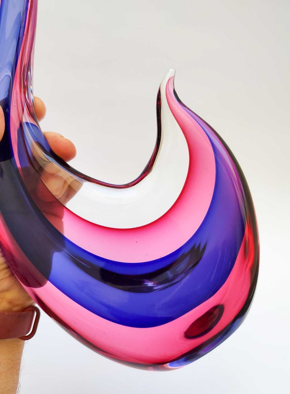 photo for sale Swan Figurine In Vintage Murano Glass Designed By Seguso Flavio Poli, Blue And Pink Sculpture