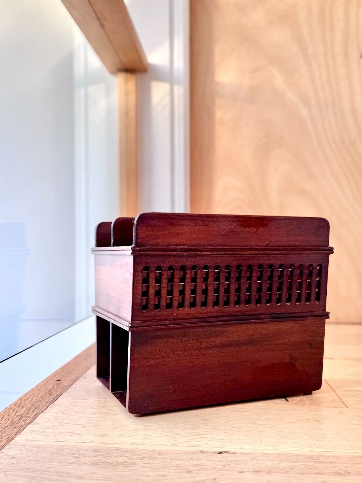 photo furniture Vintage Librasco Mahogany Magazine Rack Made In Indonesia