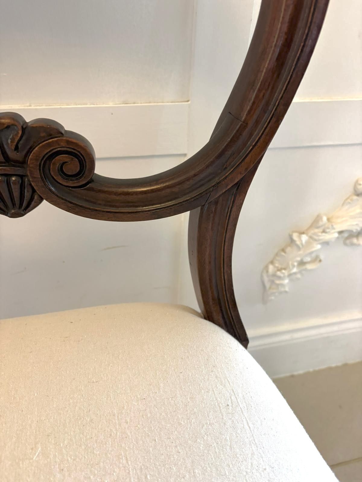 photo buy Antique Set Of 10 English 19th Century Carved Mahogany Dining Chairs