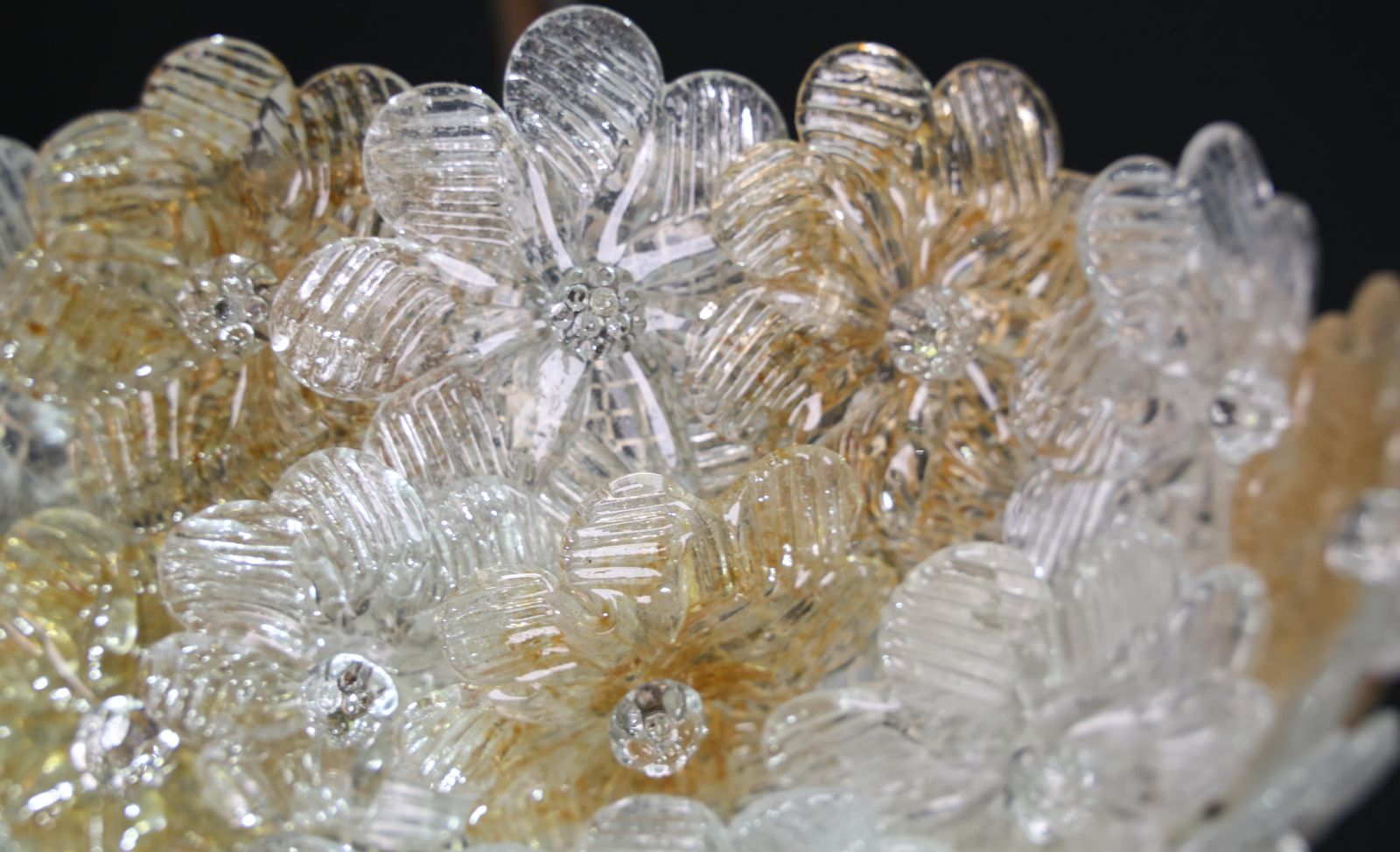 photo vintage Wonderful Orange And Transparent Murano Glass Ceiling Light Flower By Seguso