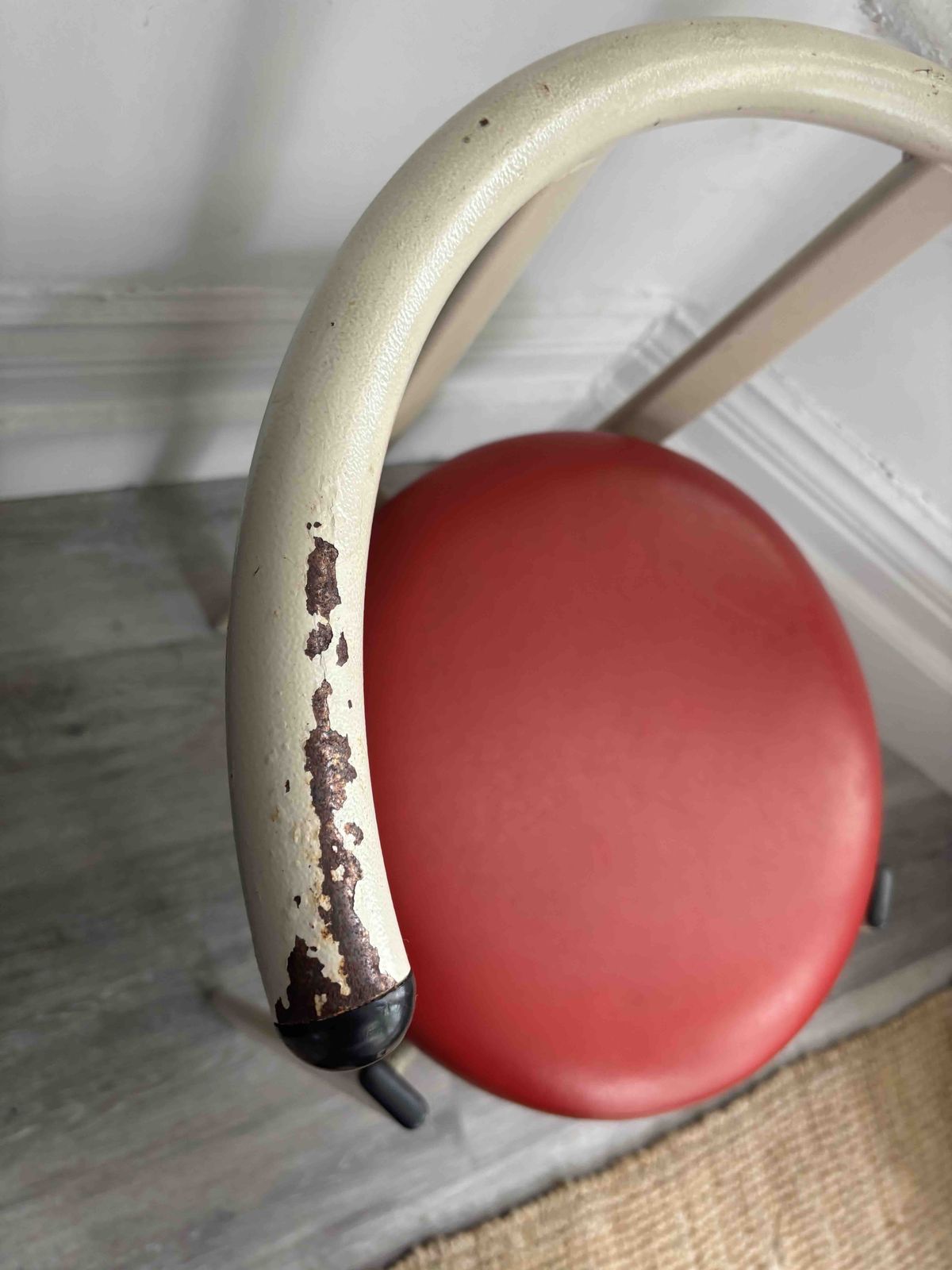 Memphis Style 1980s Tubular Metal And Leather Chair photo Furniture