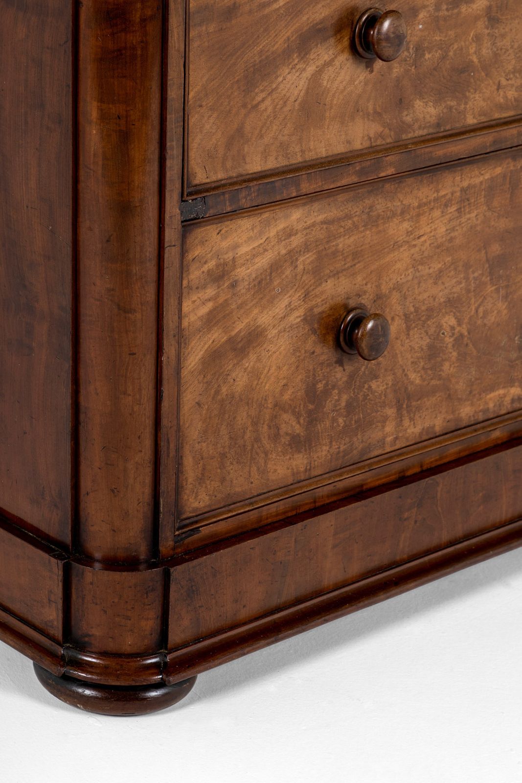 photo furniture Early Victorian Chest Of Drawers