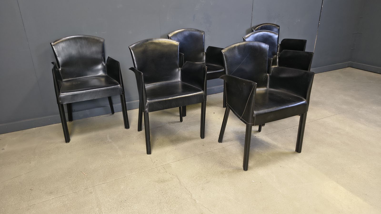 photo furniture Black Leather Italian Dining Chairs, 1980s   Set Of 6