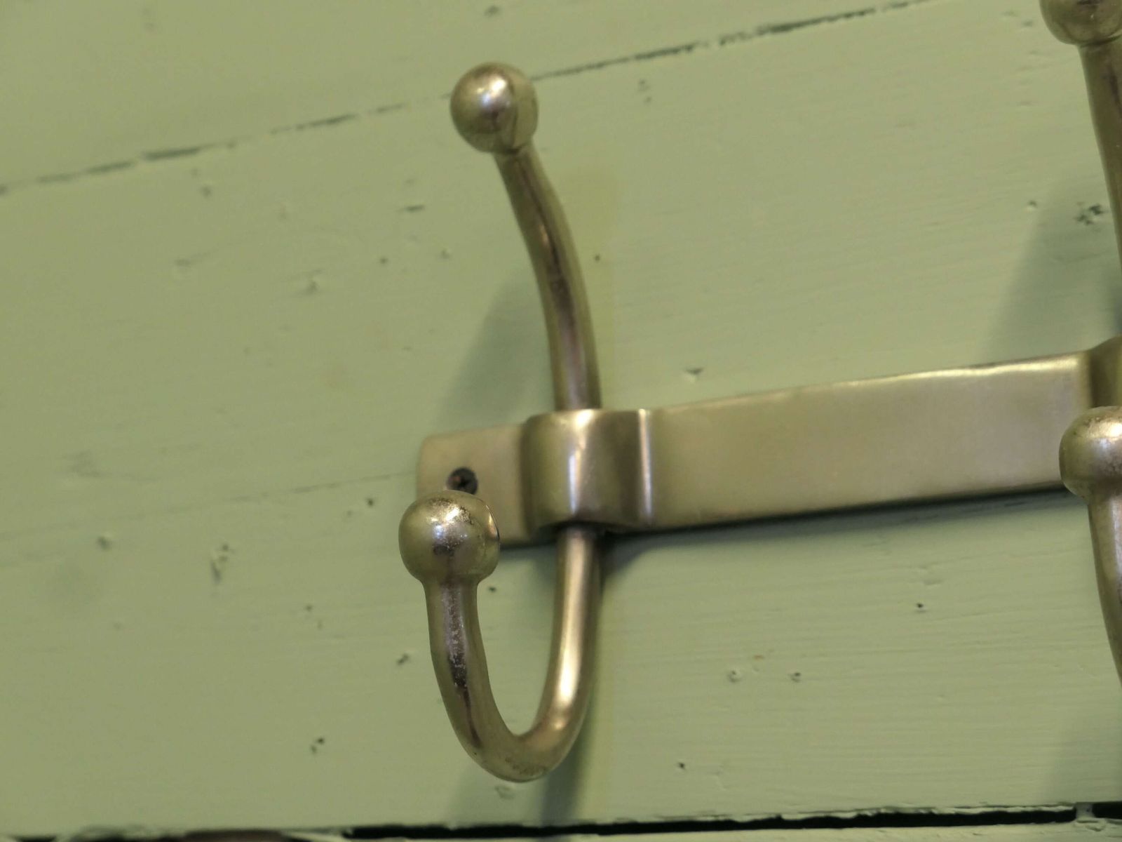 Very Stylish Chrome Cloakroom Coat Rack The Rack Has 3 Double Swan Neck Hooks photo Furniture