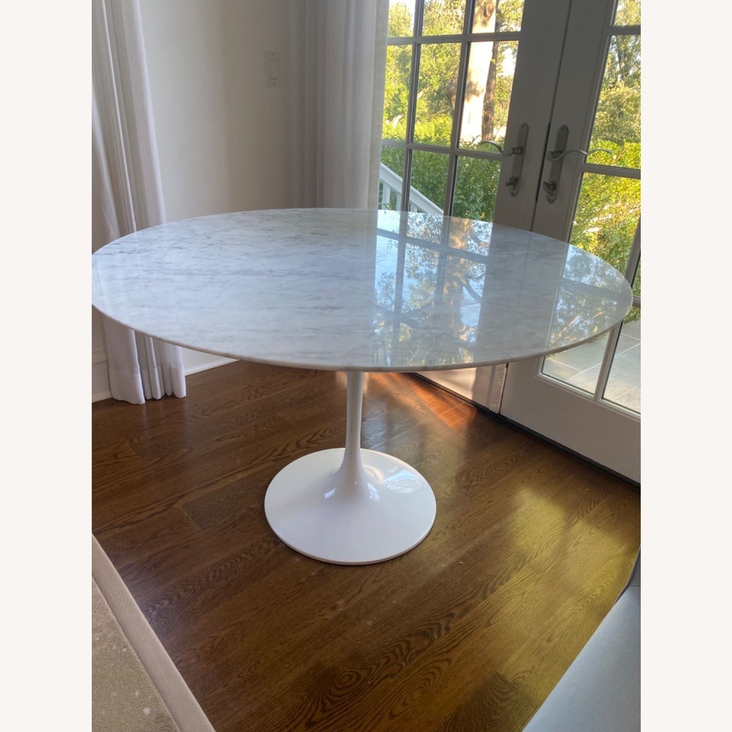 Refurbished White Marble Tulip Dining Table Saarinen Inspired photo furniture