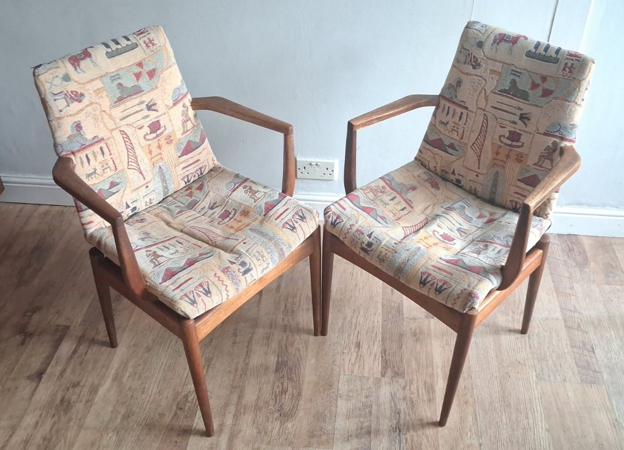 Delightful  Pair Of 1960's Archie Shine For Robert Heritage Teak Armchairs photo vinterior