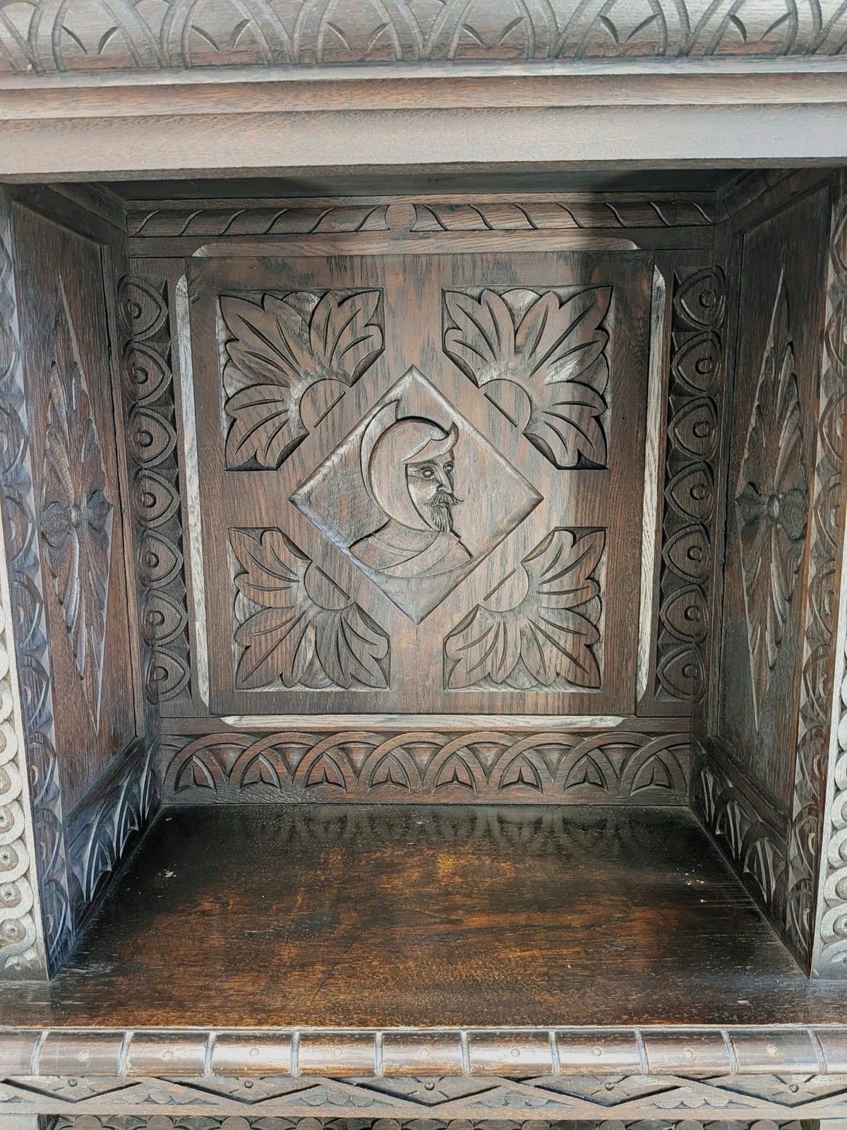 17th Century Style Solid Oak Tridarn Carved Court Cupboard Dresser photo vinterior