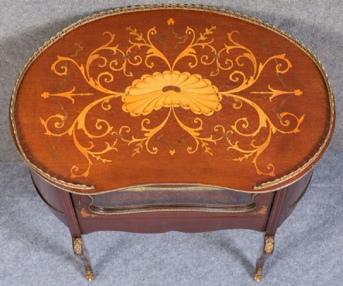 Inlaid Kidney Shaped Lamp End Table